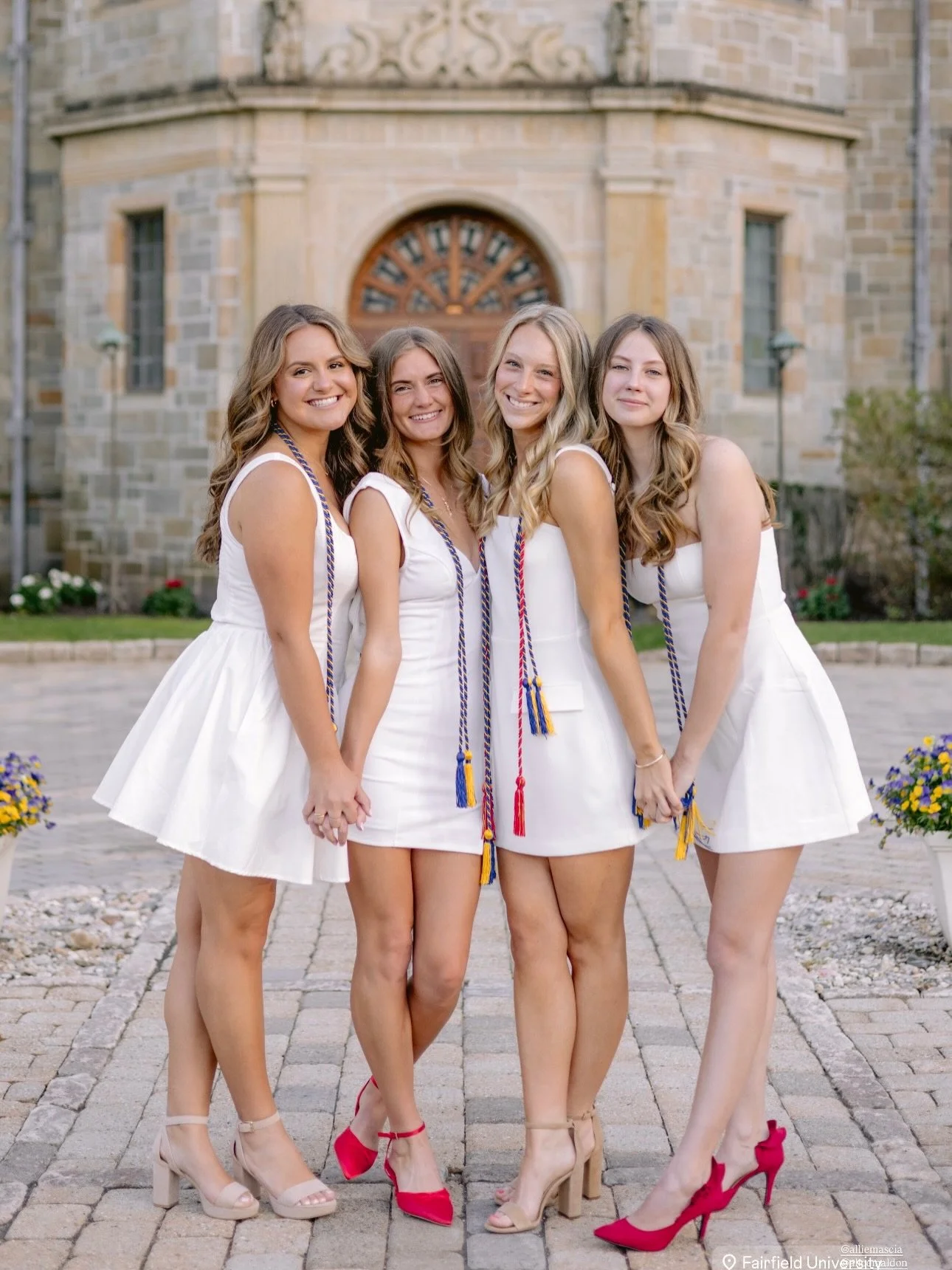 Fairfield U Seniors 📸 #fairfieldugraduationphotos