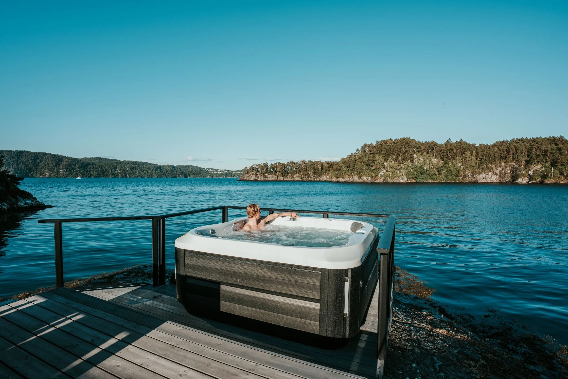 Furiholmen_Jacuzzi.jpg