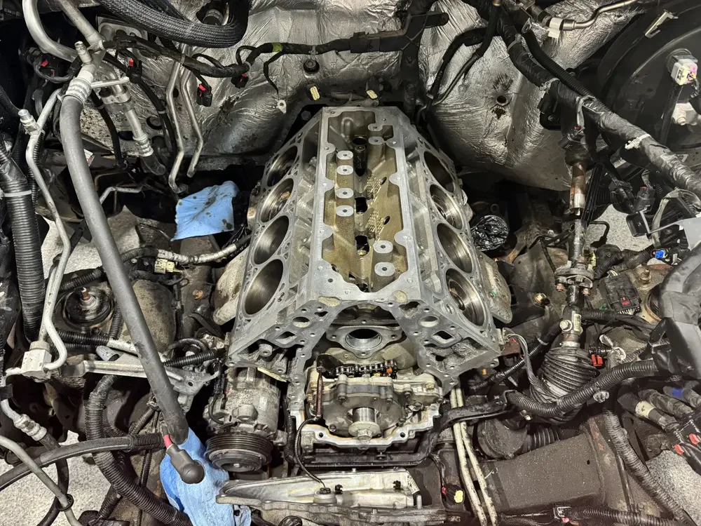 2017 GMC Yukon XL_240812 (1).webp