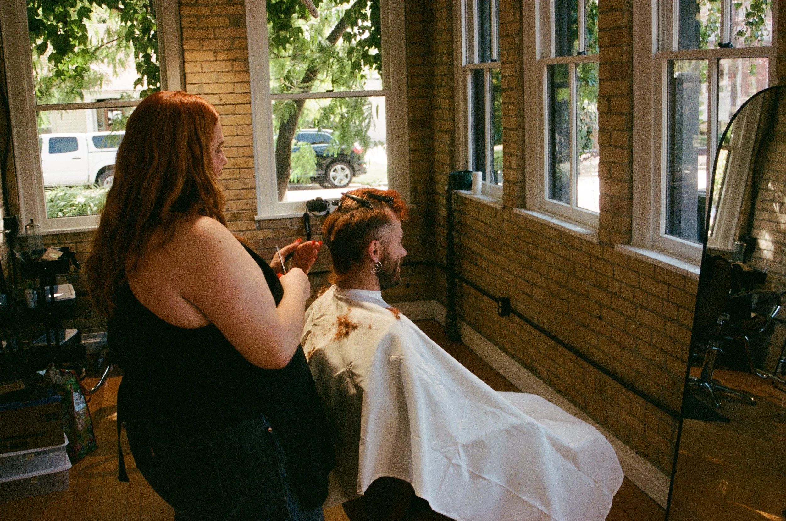 Looking for a Hair Salon in SLC? Here’s What to Consider
