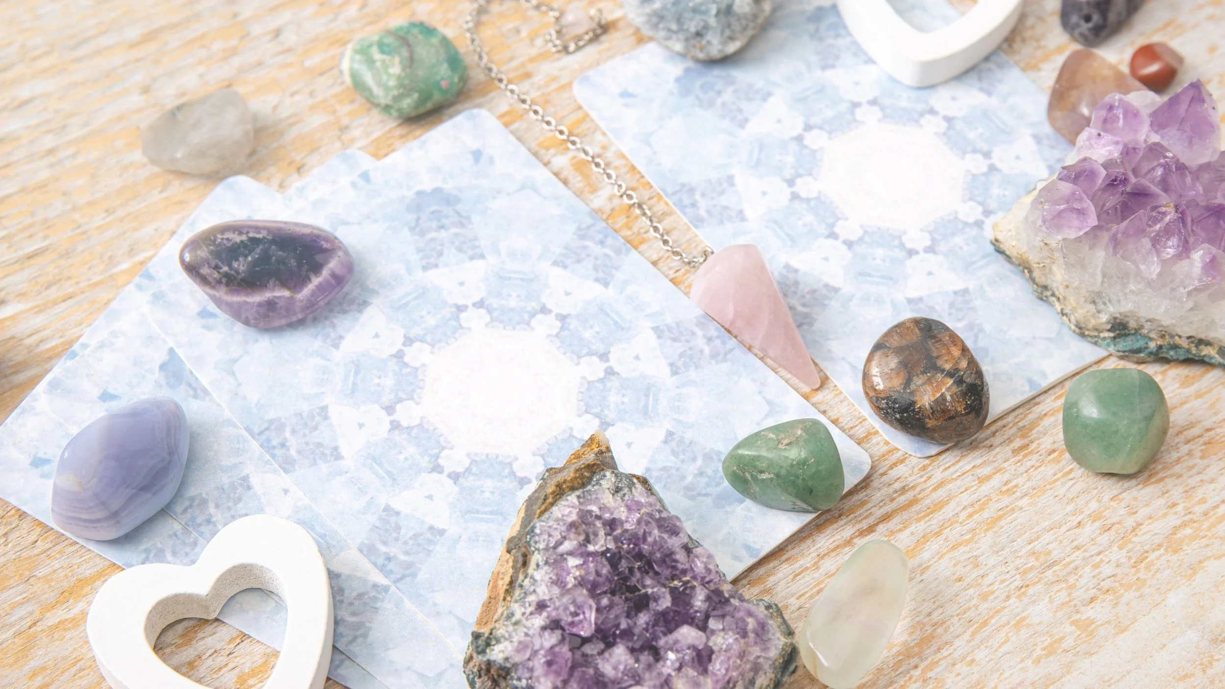 Messages from the Divine: Exploring Angel Card Tarot Readings