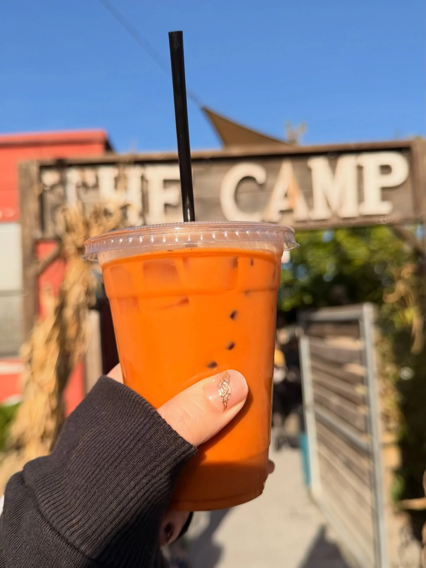 Wake up and get caffeinated - we have a big day!!!! 

-3:00 Dixie Ramblers (Billy Strings pre party)
-7:00pm Buck&rsquo;d Up
-8:00pm Costume Contest ($500 cash prize)
-11:00pm Hobo Incognito (Billy Strings after party)

As always, no cover charge!!!!