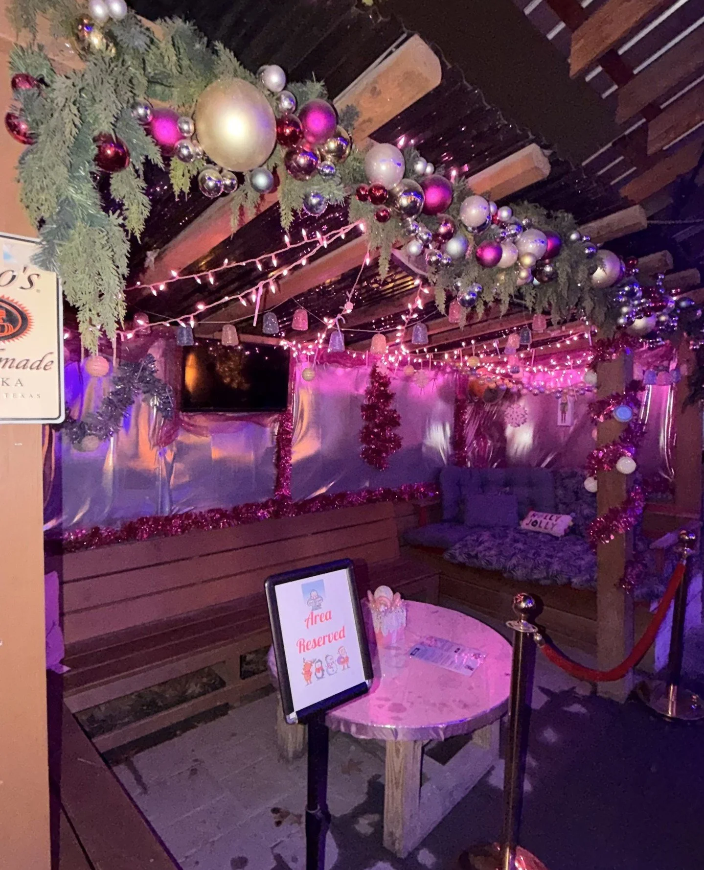 🎥✨️TONIGHT join us for Christmas Movie Trivia starting at 7pm! We open at 4pm for happy hour.⁠
⁠
It's FREE to play trivia! There will be prizes for the top teams! You can reserve a private, heated space through the #linkinbio⁠
⁠
See you soon, Camper