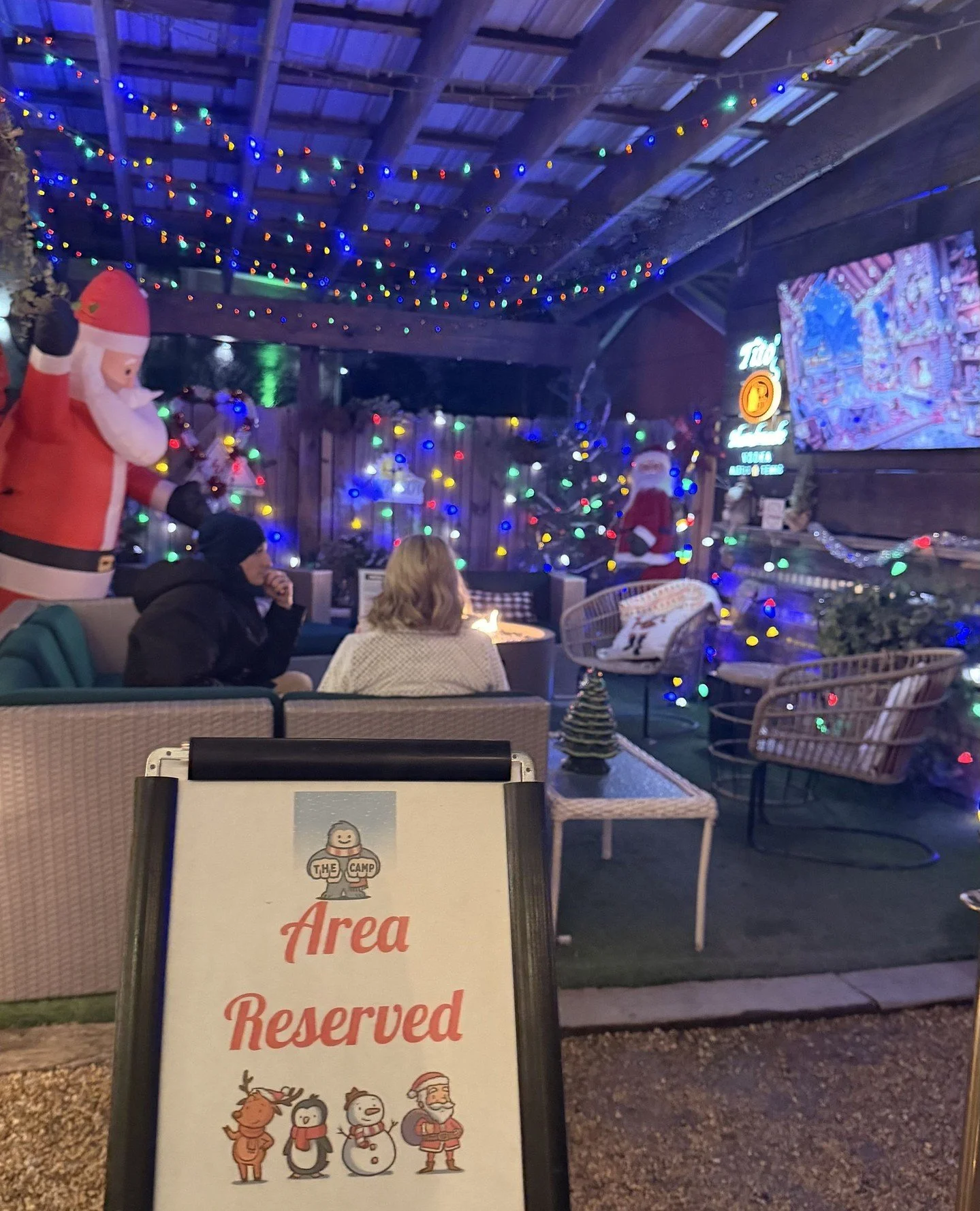 🤔Interested in making a reservation? All of our reservations for Camp Christmas come with a private, heated space, a server (saves you a trip to the bar!), and a champagne toast!!! You can reserve anything from the fire pit, pergolas, barn tables, b
