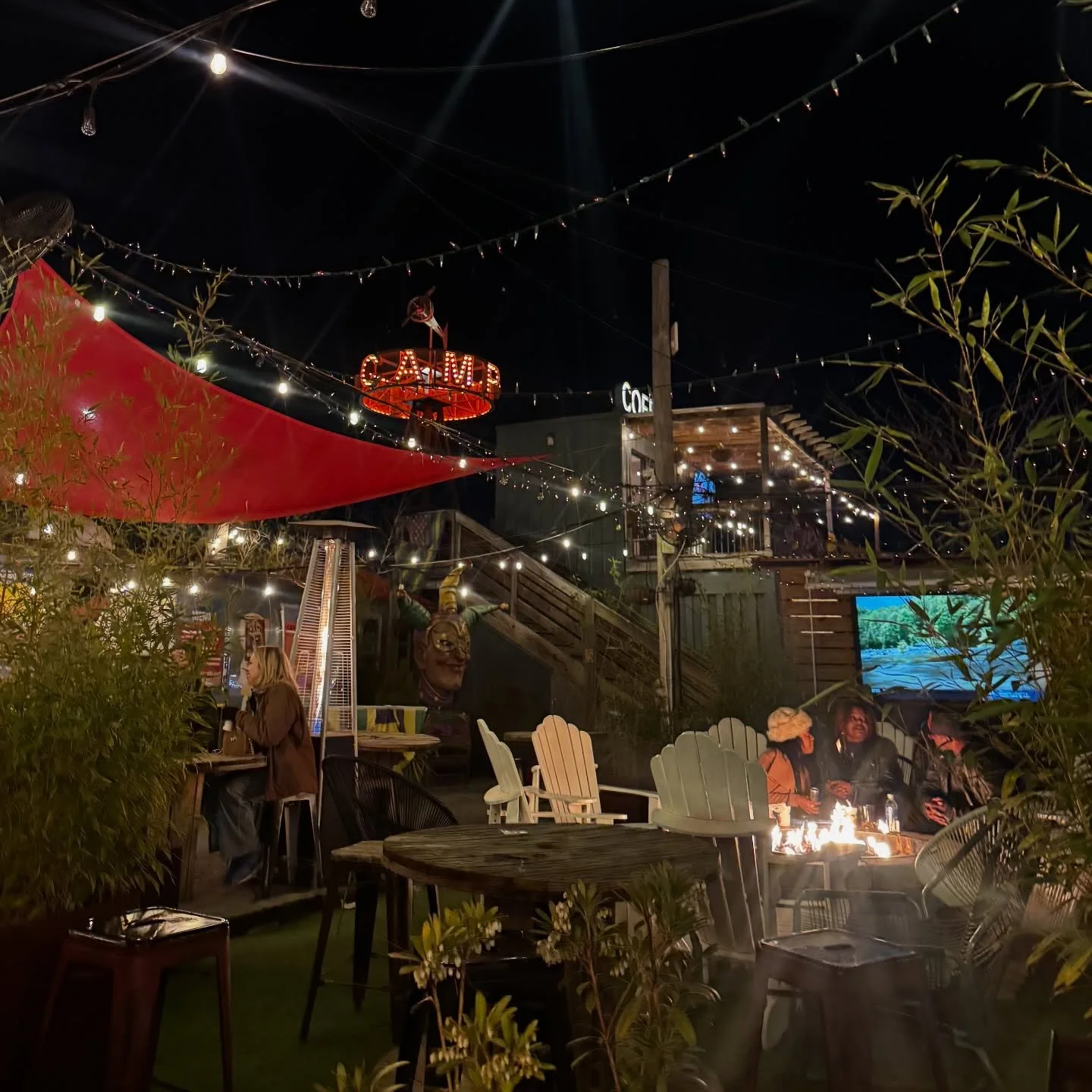 🔥 We&rsquo;re turning up the heat - Kick off the weekend with us!!! Degree drafts are running all day every day and we have LIVE music Friday-Sunday!

✨Friday, 1/6: Dusty French 7pm - $4 drafts 
✨Saturday, 1/17: Josh Allison 7pm - $4 drafts
✨Sunday,