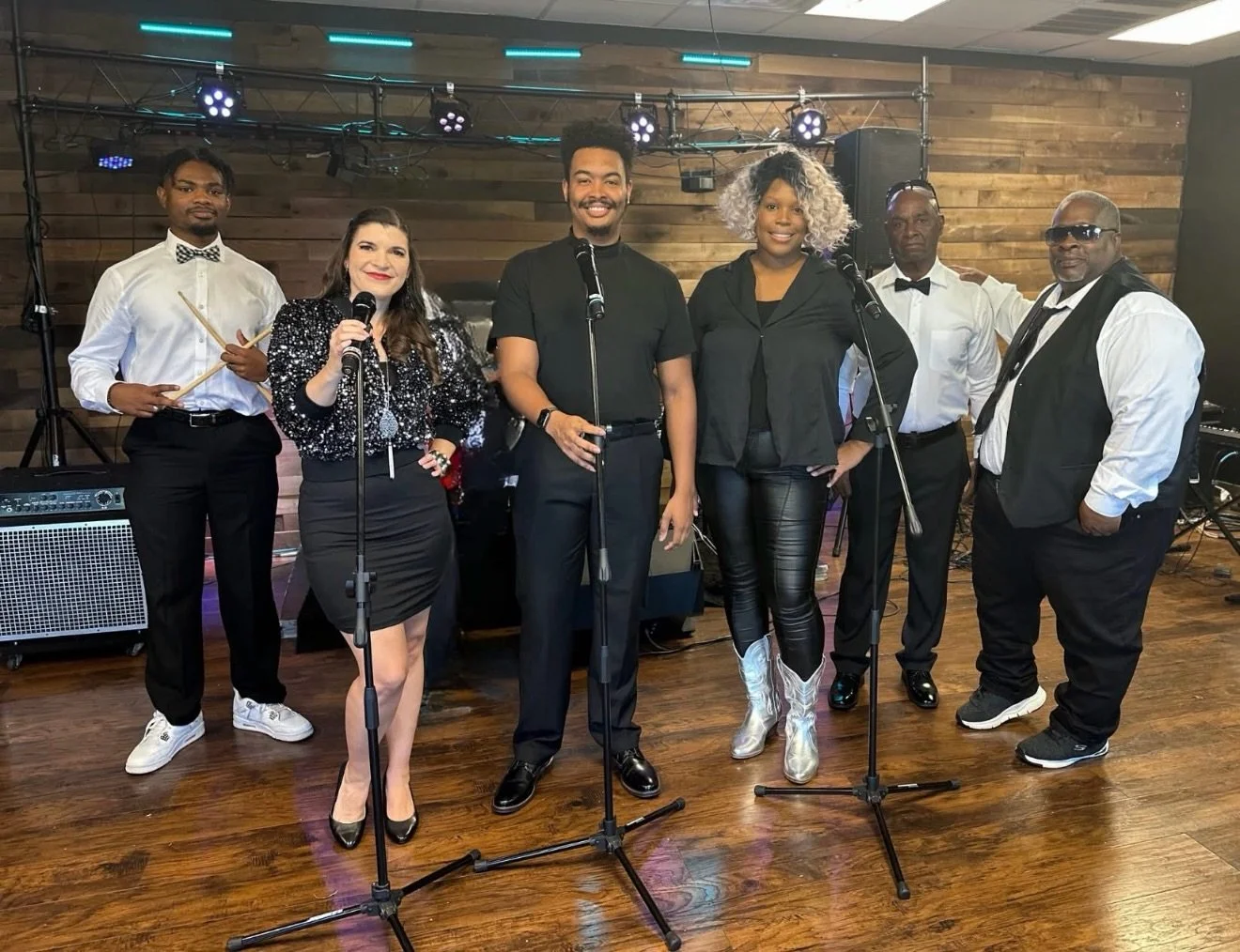 The Groovy Neighbors are kicking off the weekend this Friday, April 24 at 7pm! They are comin&rsquo; ready to get down with R&amp;B, Jazz, Funk, and Pop! 
 
Doors open at 4pm. Happy hour is 4-7pm.
$5 drafts
$5 frozen drinks 
$4 Busch Light

No cover 