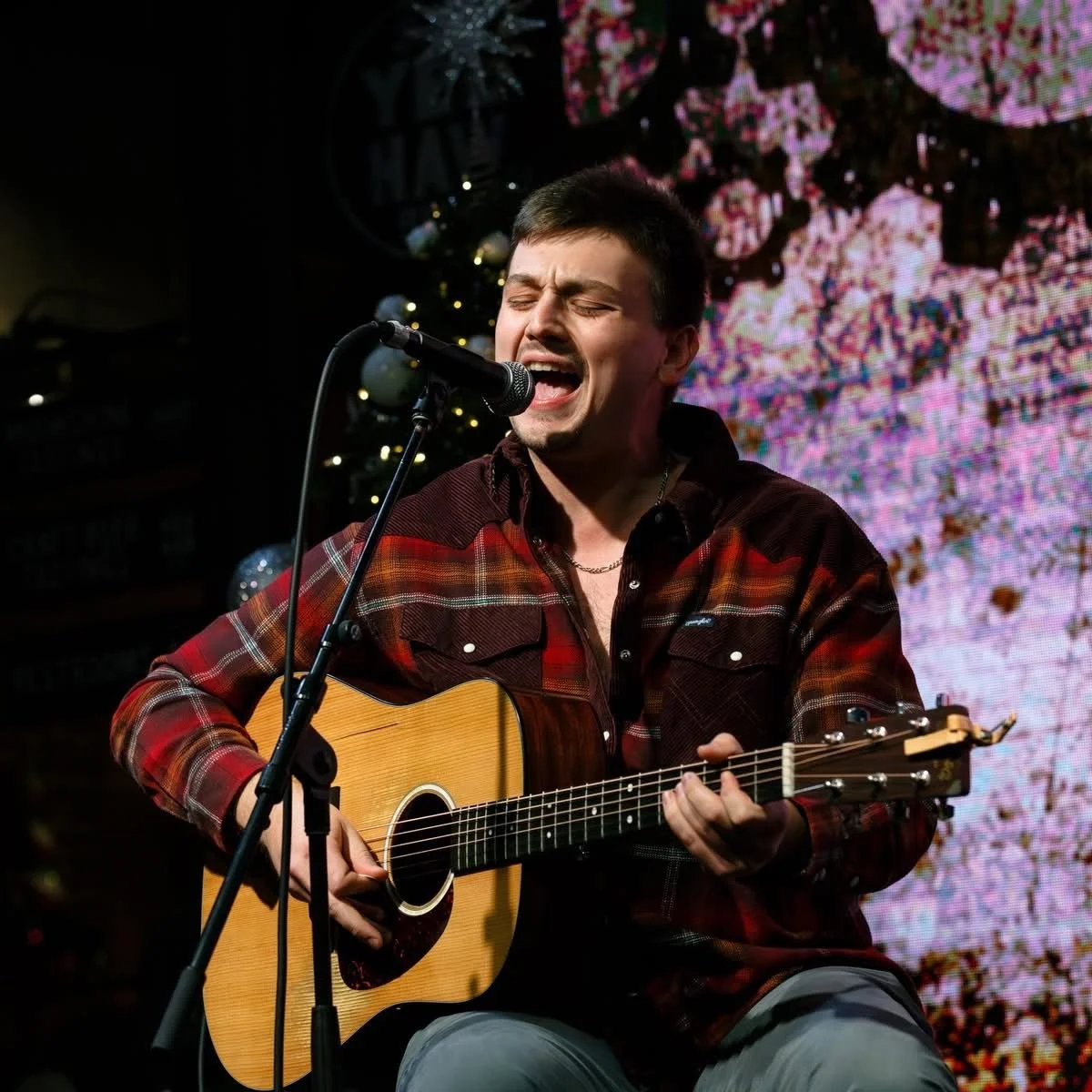 Caleb Mills