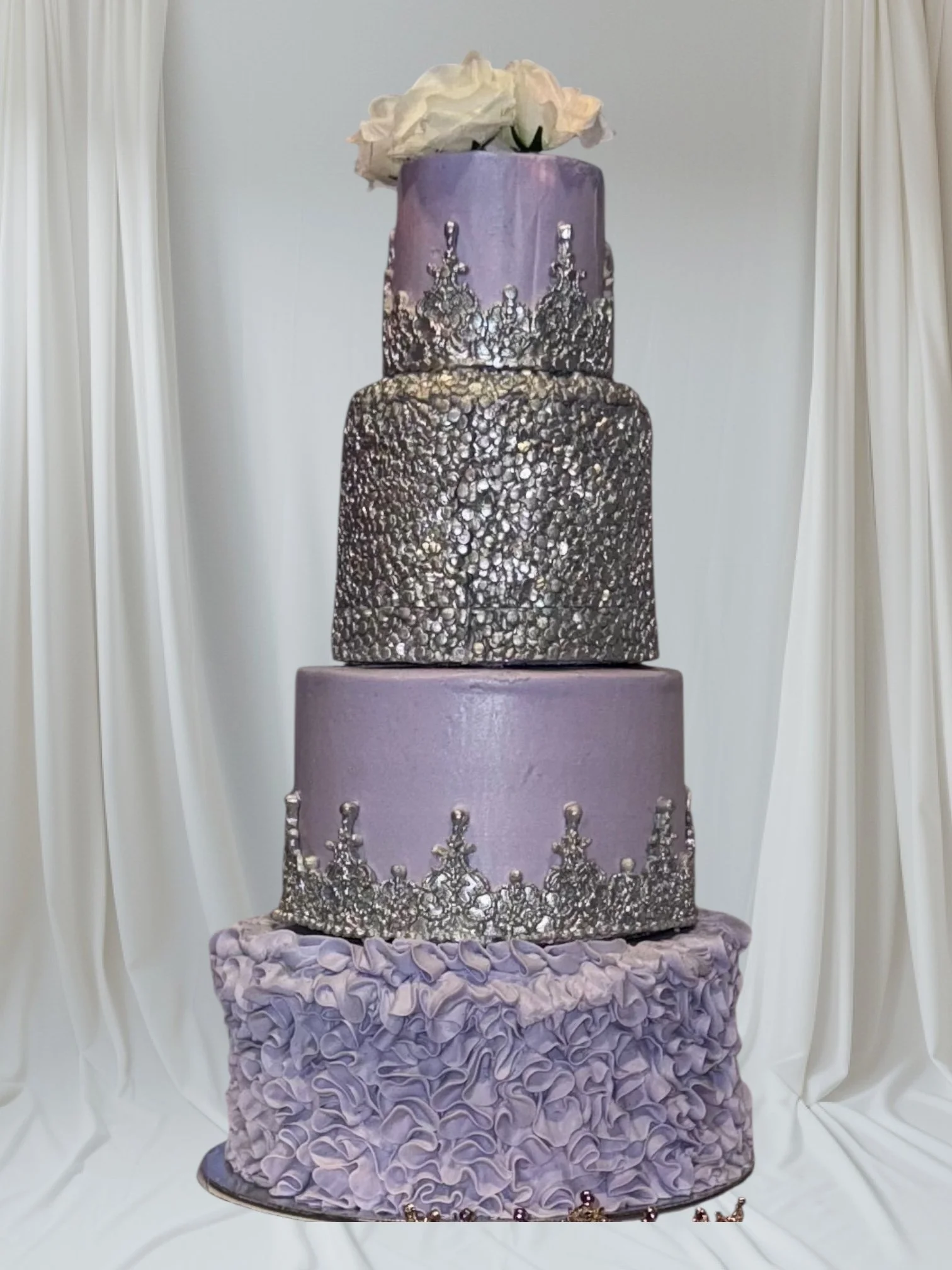 Custom Cakes for weddings, 1st birthdays and all other occasions