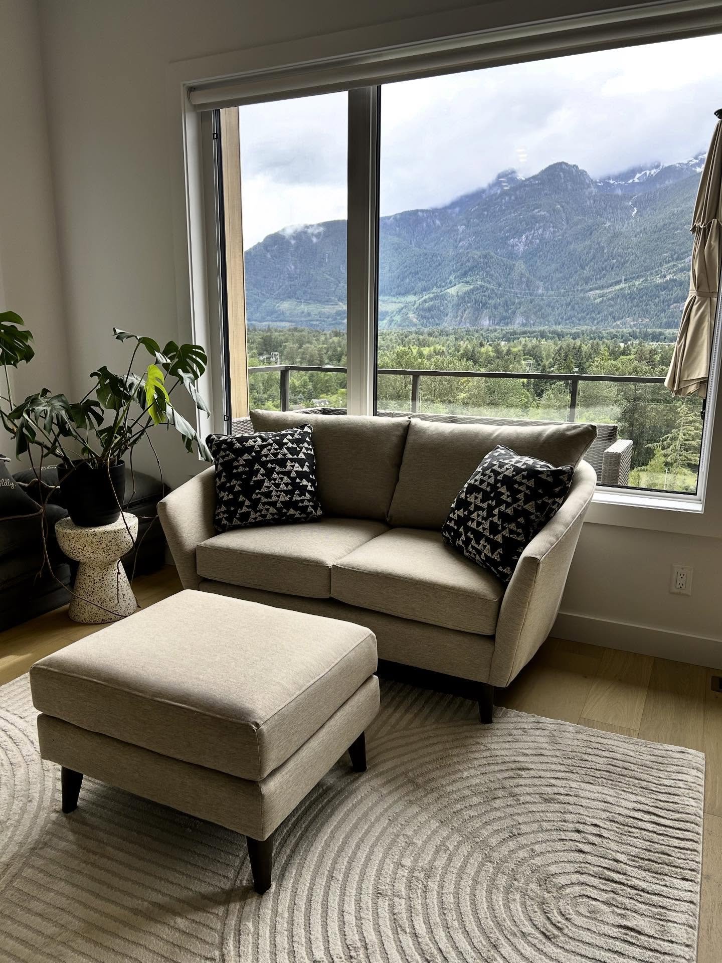 Another happy customer!!👏😎

Our dear client was thrilled with her past experience using our FREE &lsquo;in home&rsquo; design services and recently moved into her new home with a stunning view. 
She requested our assistance to ad a few new pieces t