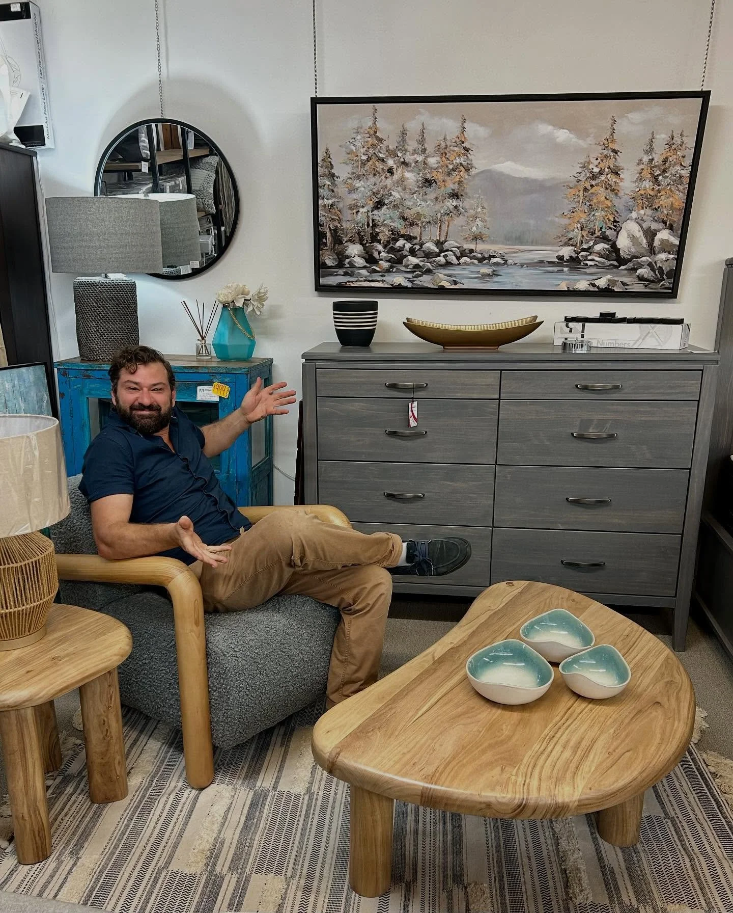One thing we love to do here at the shop is change and #refresh our spaces with beautiful new #furniture 

We recently transformed this little back area of the shop to a #cozy #bedroom #nook
And we&rsquo;re very pleased at how the tasteful assortment