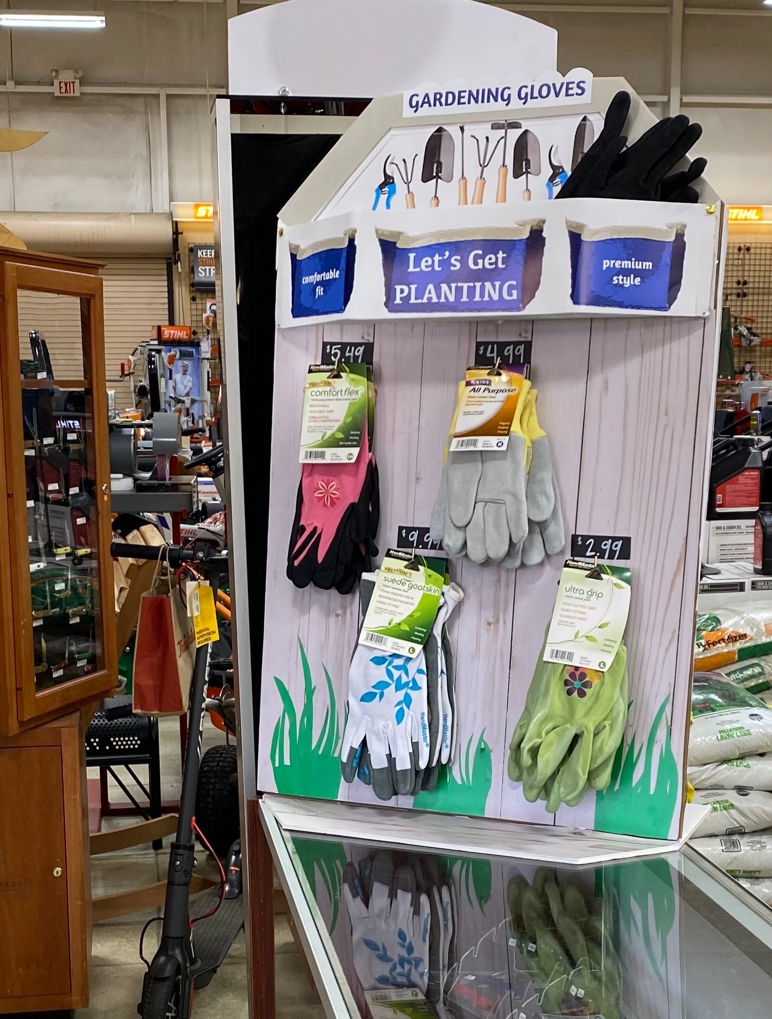 Howard Brothers: Point of Purchase Display