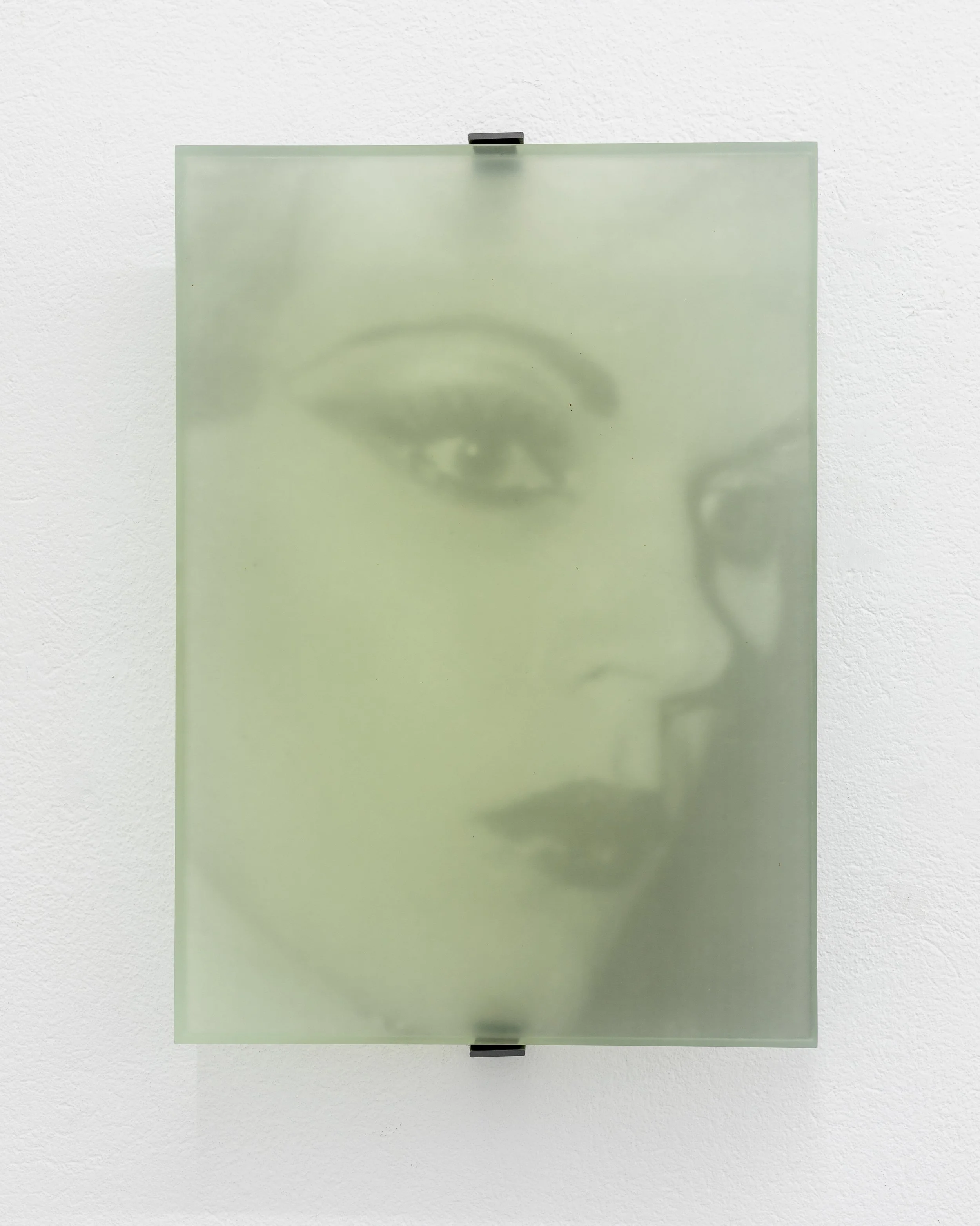Photo: Helene Toresdotter, from the exhibition Morning Haze at Galleri Arnstedt in Båstad, Sweden, 2025.