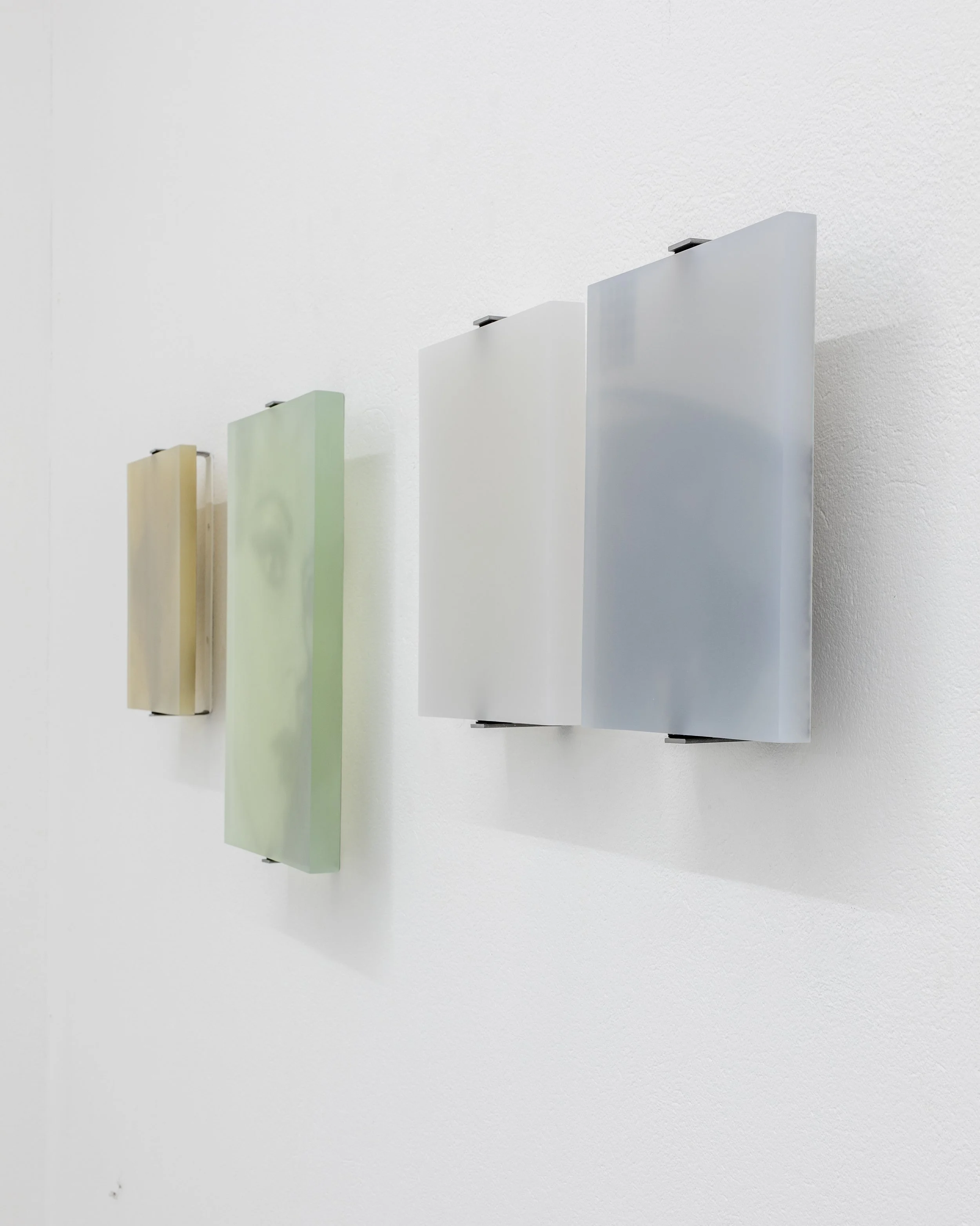 Photo: Helene Toresdotter, from the exhibition Morning Haze at Galleri Arnstedt in Båstad, Sweden, 2025.
