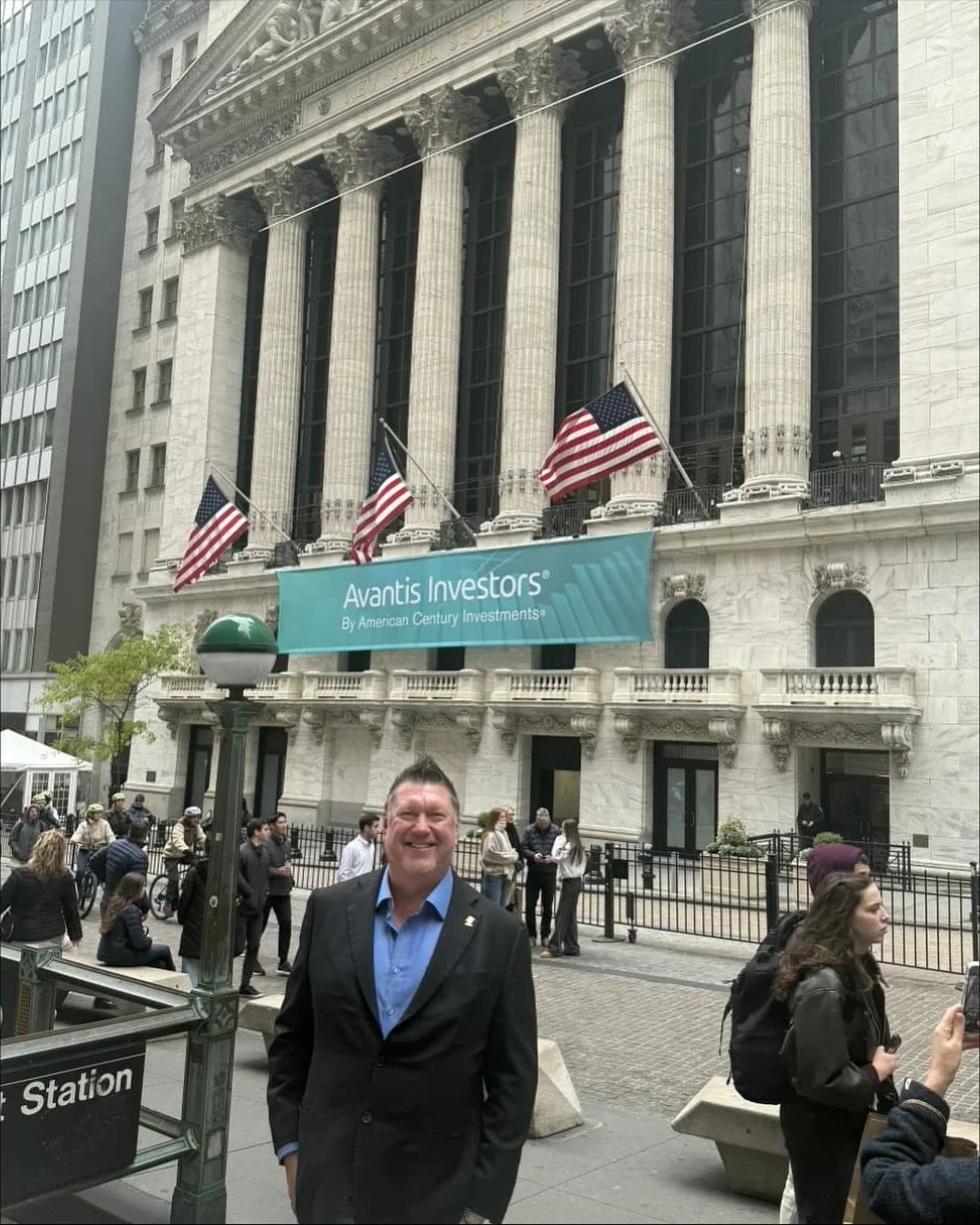 #TBT to a memorable New York trip🗽. Ray DeWitt, our President and Co-Founder, spent a few days in the city for a productive mix of new connections and time exploring the energy of Manhattan. 

💼 Great inspiration for new ideas in the making. 
Stay 