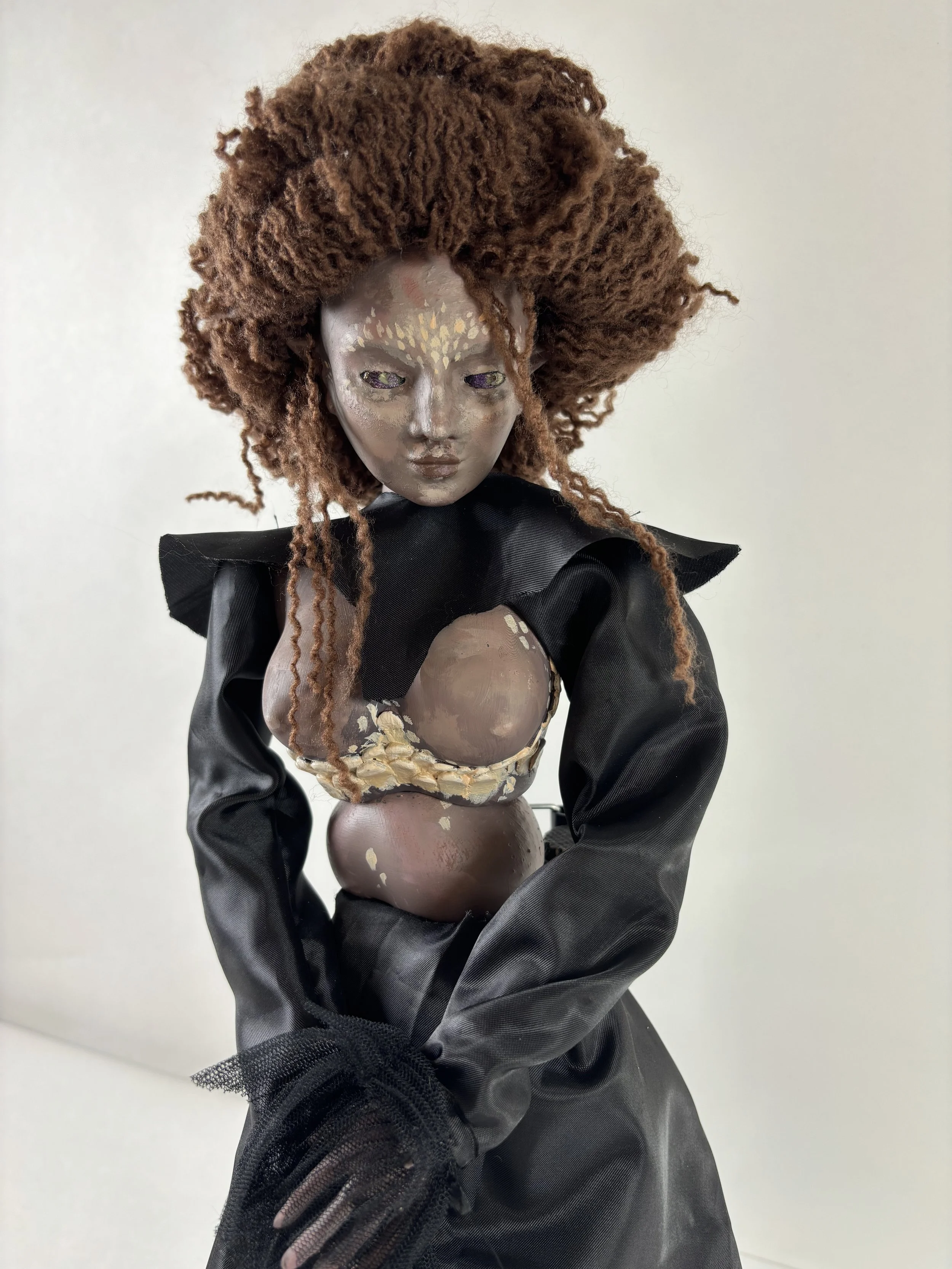Seirenes: Tofana, The Edwardian
6"x18", 3D printed objects, fabric, yarn, acrylic paint