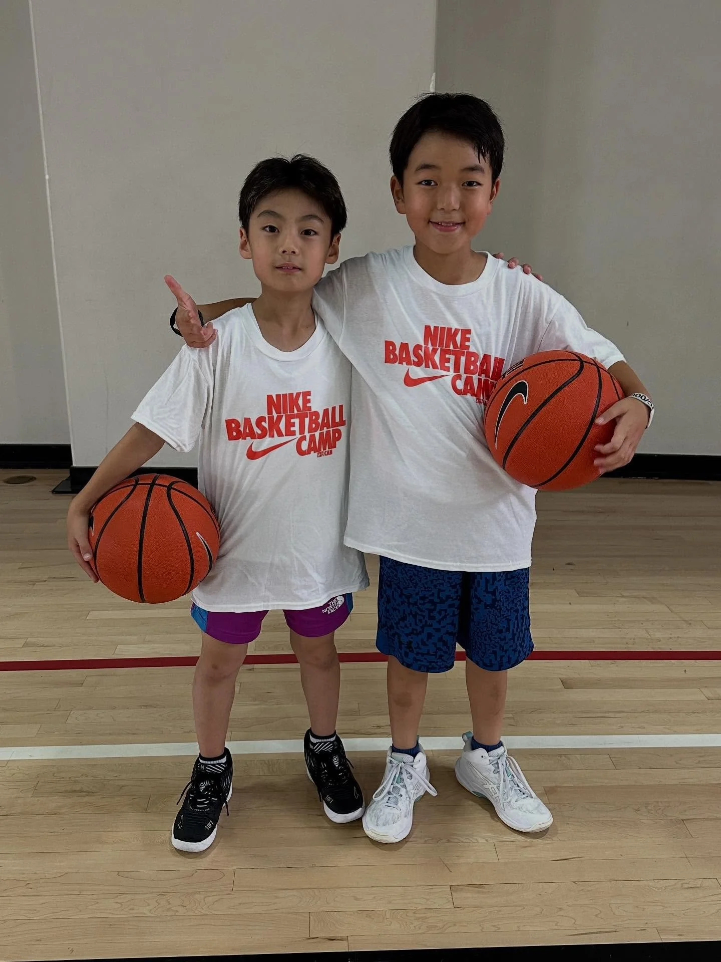 Friends who ball together, stay together! 

Tomorrow (Sunday, January 4th), we&rsquo;re hosting a free basketball training session for all our Pura Vida players and their friends! Get more info and register for free at the link in bio.