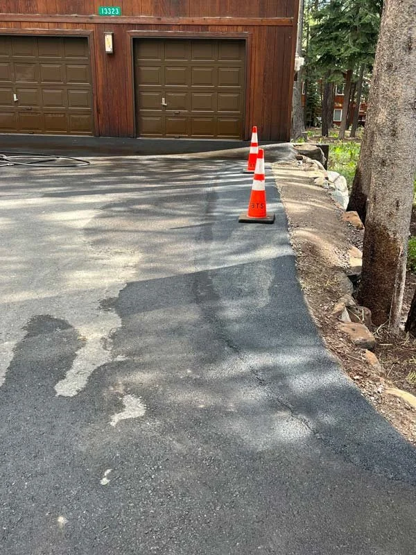 driveway.jpg