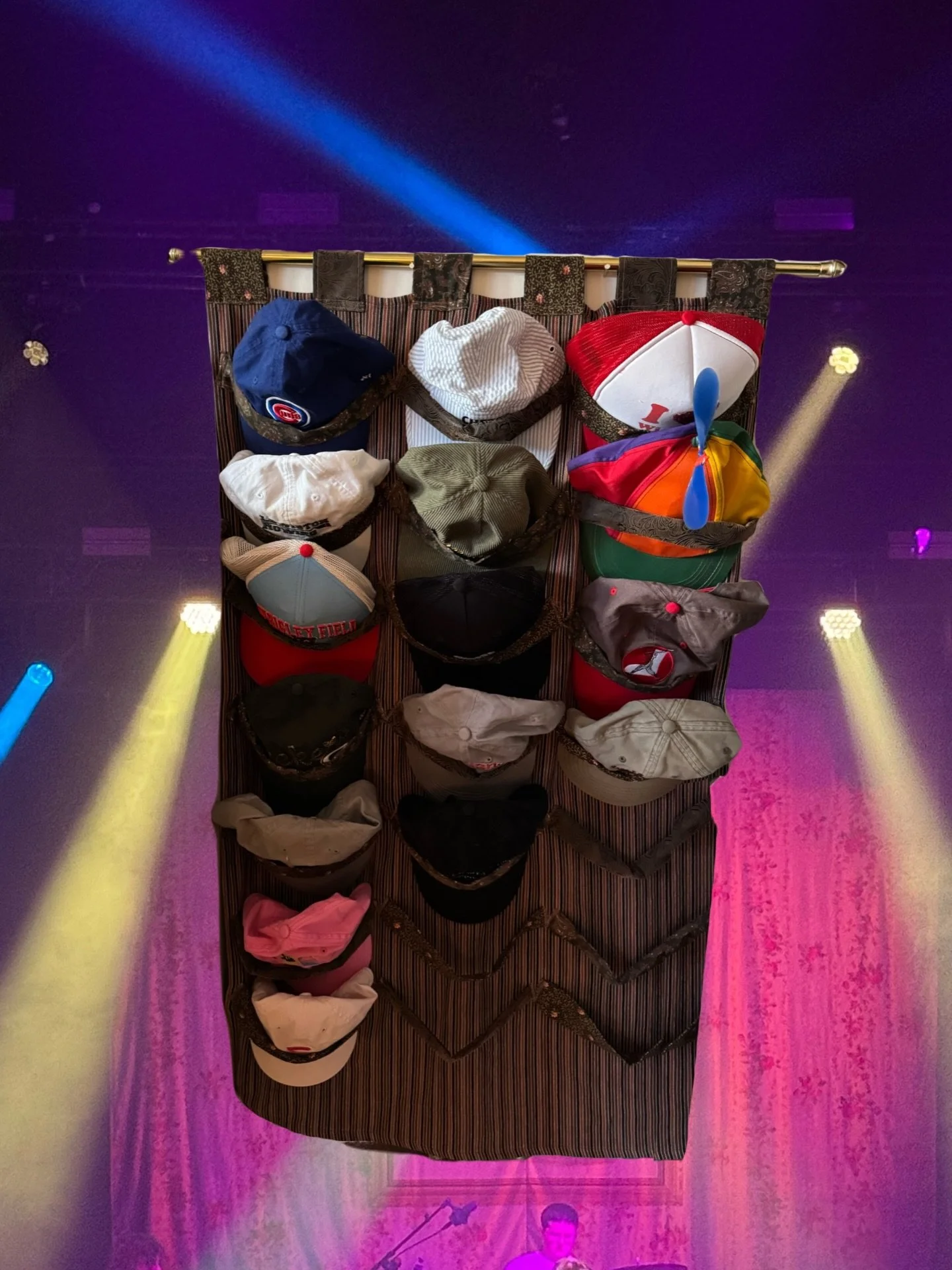 first gift reveal of the season! this hat organizer i made for @keagzzzzzz is probably my favorite gift i made this year!! my girl wears more hats than anyone i know and i wanted her to be able to show them off!! i counted 17 hats when i went through