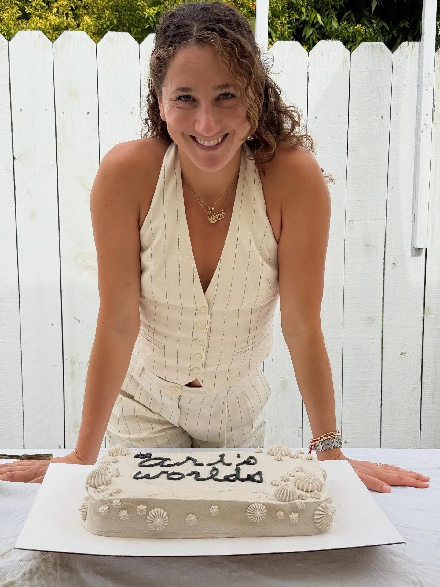 If there&rsquo;s one thing I know how to do, it&rsquo;s C E L E B R A T E. With my friends, family &amp; favorite brands. With fellow entrepreneurs, creatives &amp; world builders. With salad, seasonal veg, flowers, crystals, *certified radiant* trea