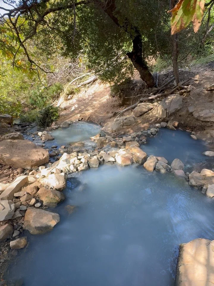 My guide to Ojai&mdash;a sacred, sheltered sanctuary long revered by the Chumash&mdash;is a love letter to hot springs and my favorite eateries 🍽️💦✨ 

Get it now on my Substack 💌