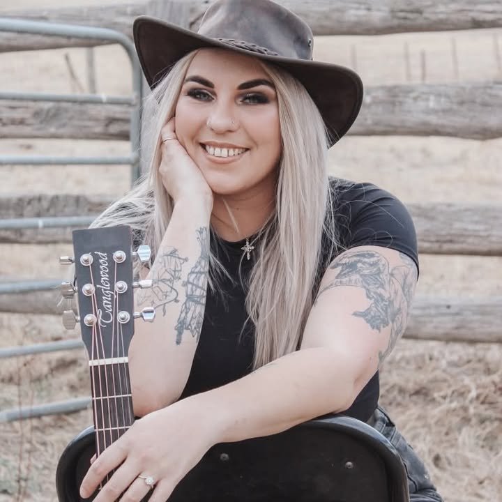MISS MIKAILA