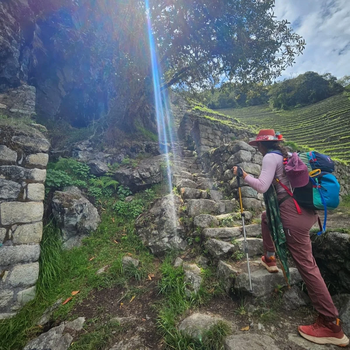 Walking alongside ancient wisdom 🌀#apus #caminoinca #puertadelsol #machupicchu #waynapicchu #viracocha #pachamama #graciasalcamino