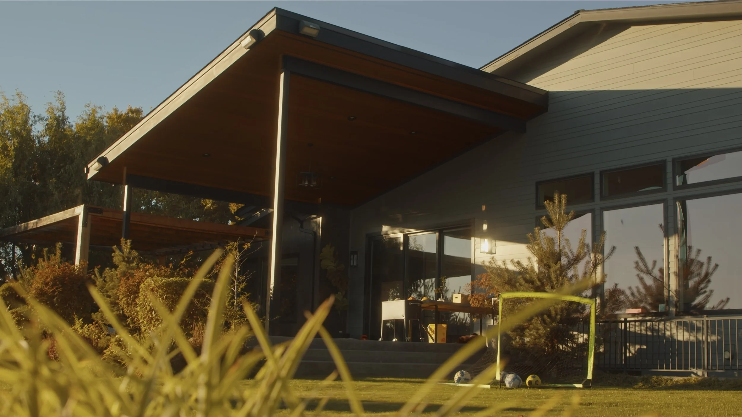 Evergreen Porch | Western Red Cedar