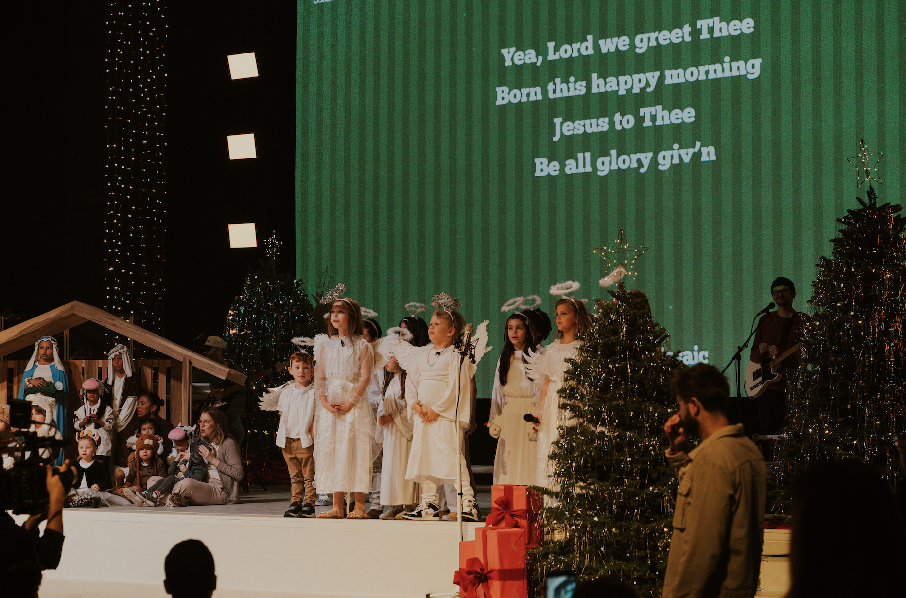Mosaic Kids Christmas Performance
