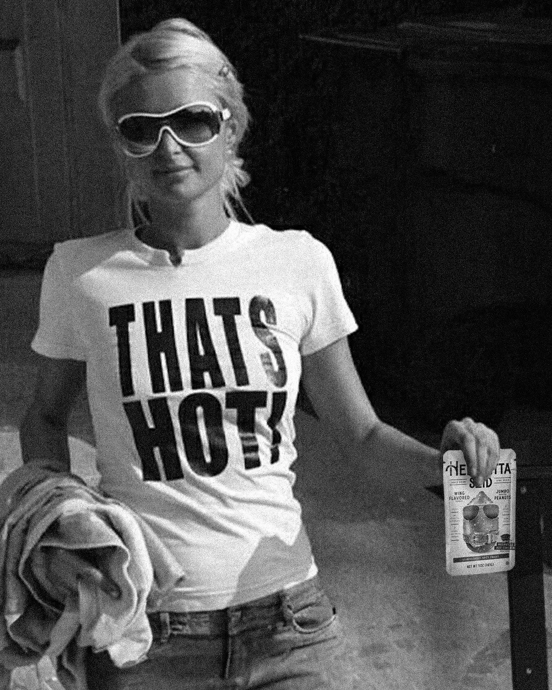 Paris_thats hot_b&w.jpg