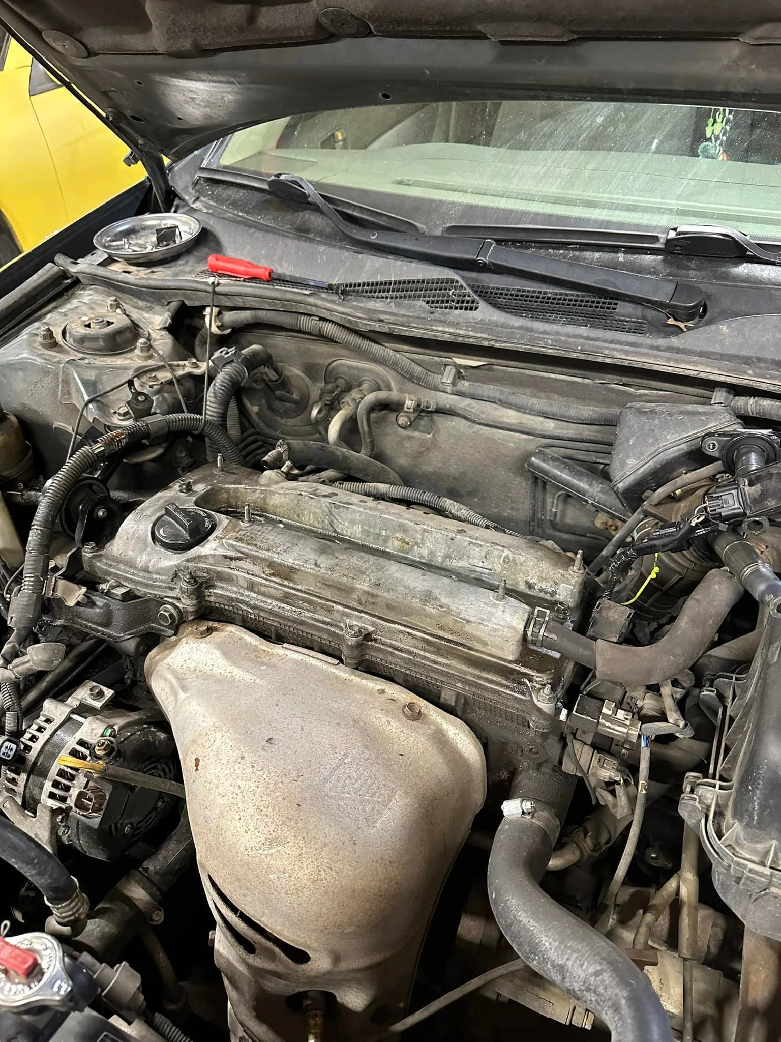 Before and after a valve cover gasket job. These Toyota engines last forever if you take care of them! 

Message me for a free quote if your car needs some repairs. 😎