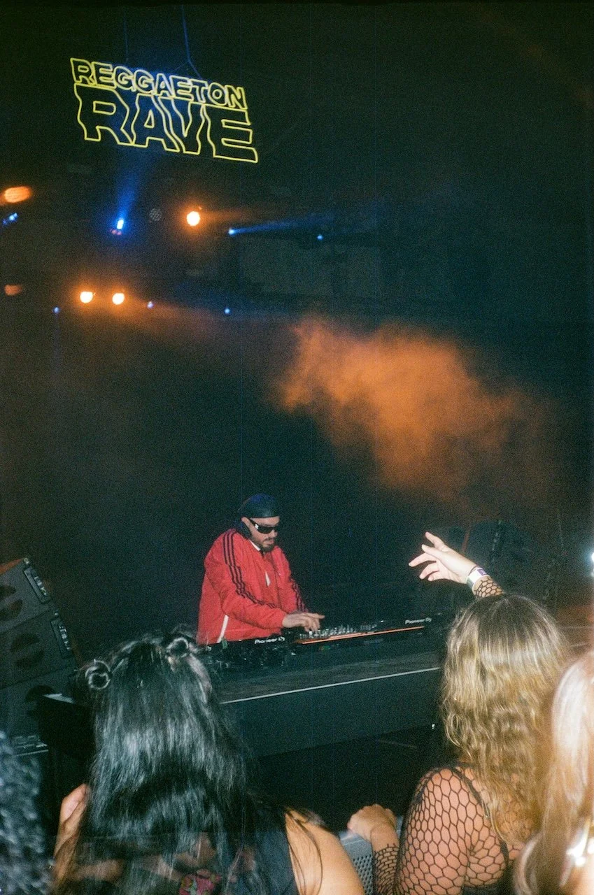film_reggaetonrave-02.jpg