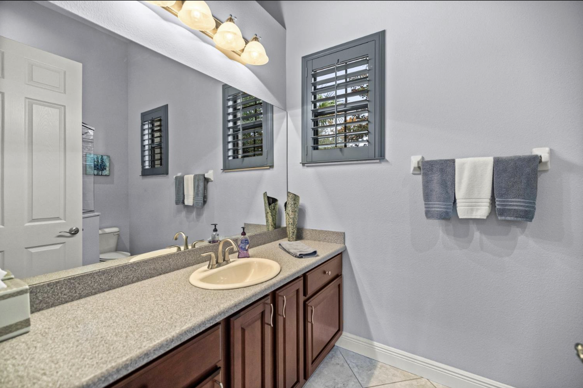 Screenshot 2024-04-26 at 12.59.48 PM.png