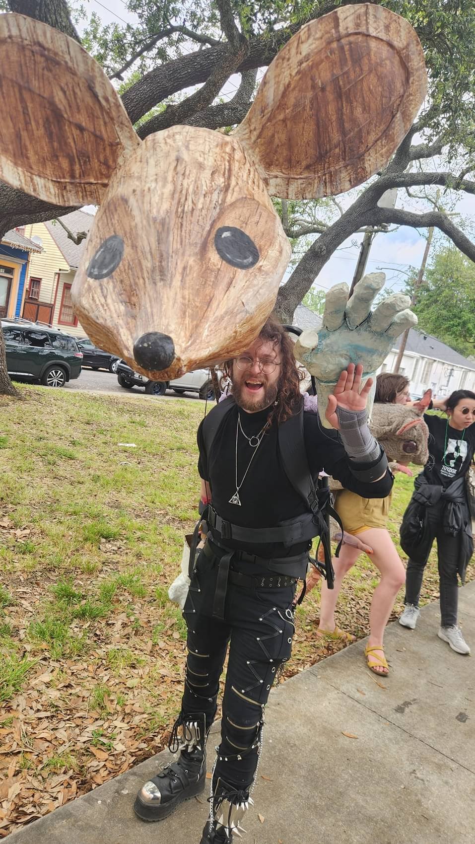 Rabbitfoot Puppets parade stop at Sunday parade. Photo credit Ed Derceviz
