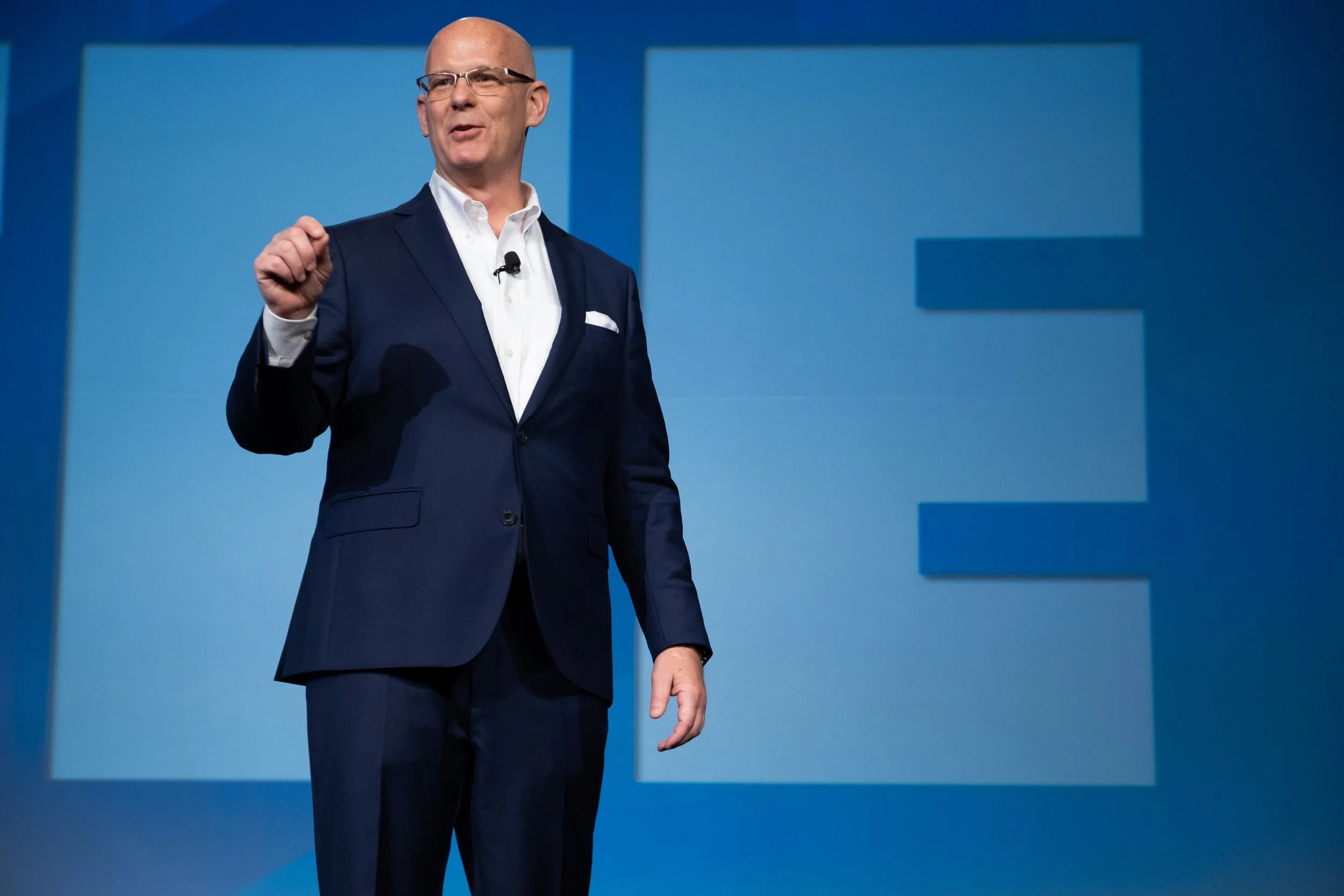 2019-FEEcon-546-Bryan-Kelley-main-stage.jpg