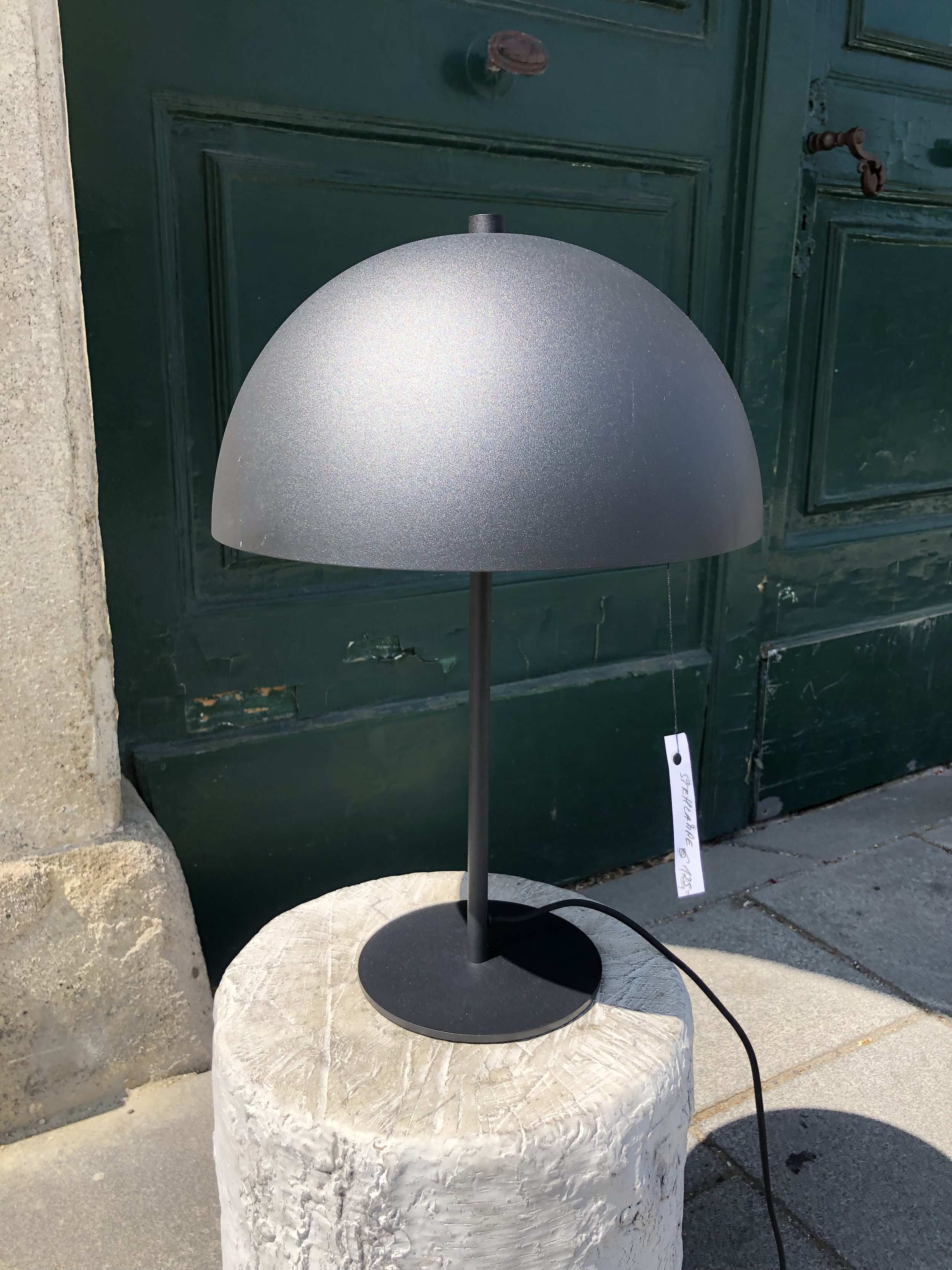 Contemporary Lampe, matt schwarz