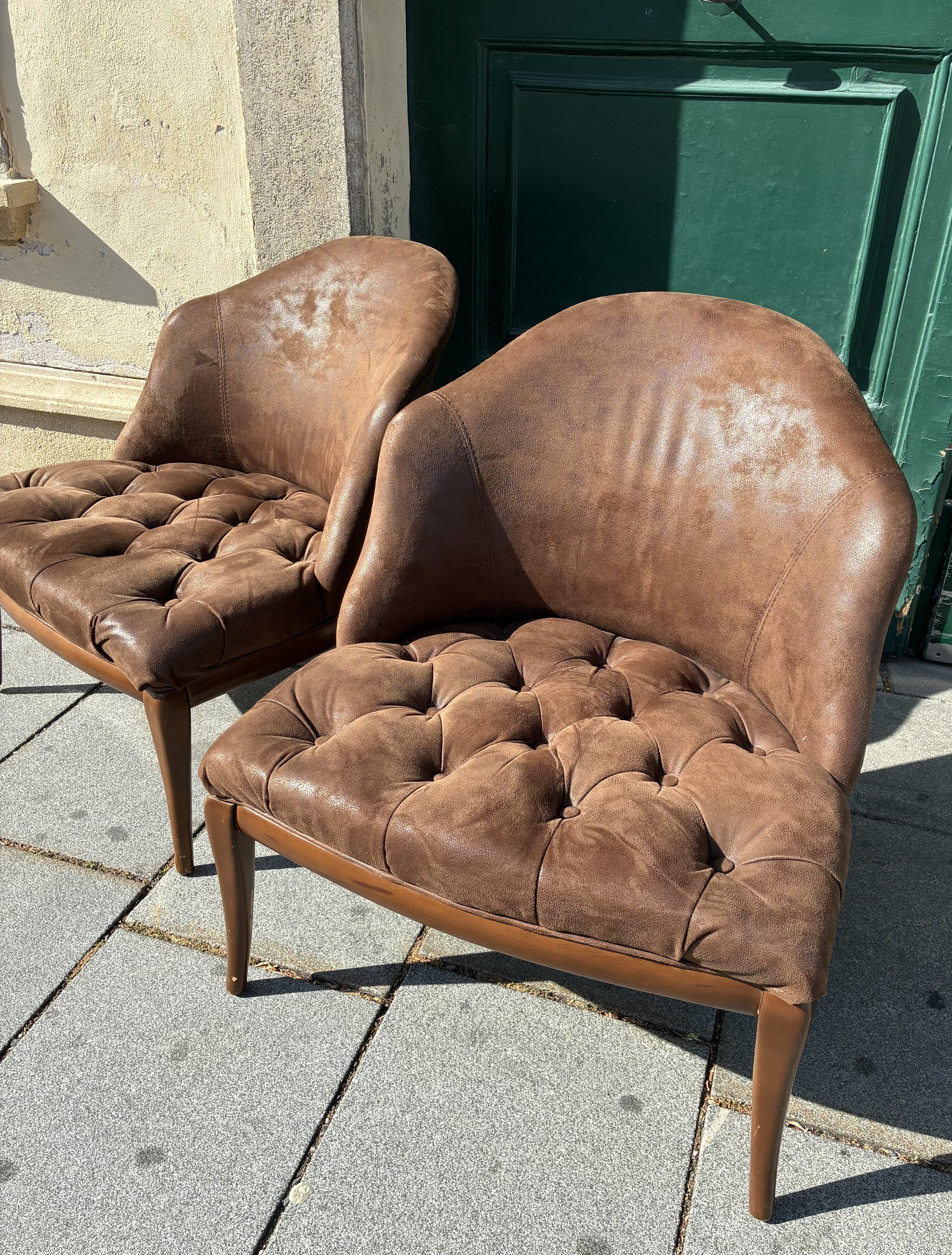 Chesterfield Lounge-Chairs