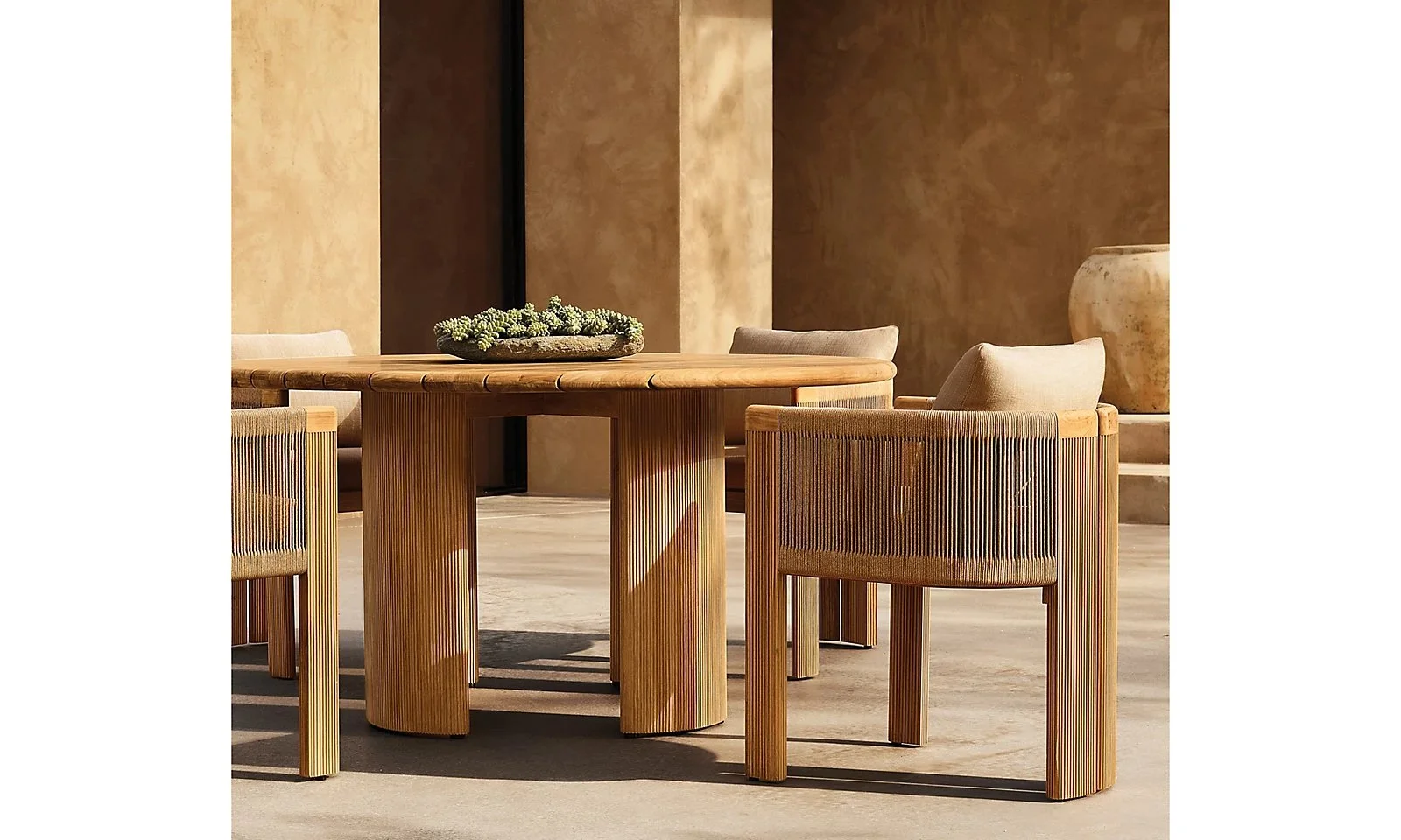 T671_SS1054_OD26OD1_StriataTeakRoundDining kopie.jpg