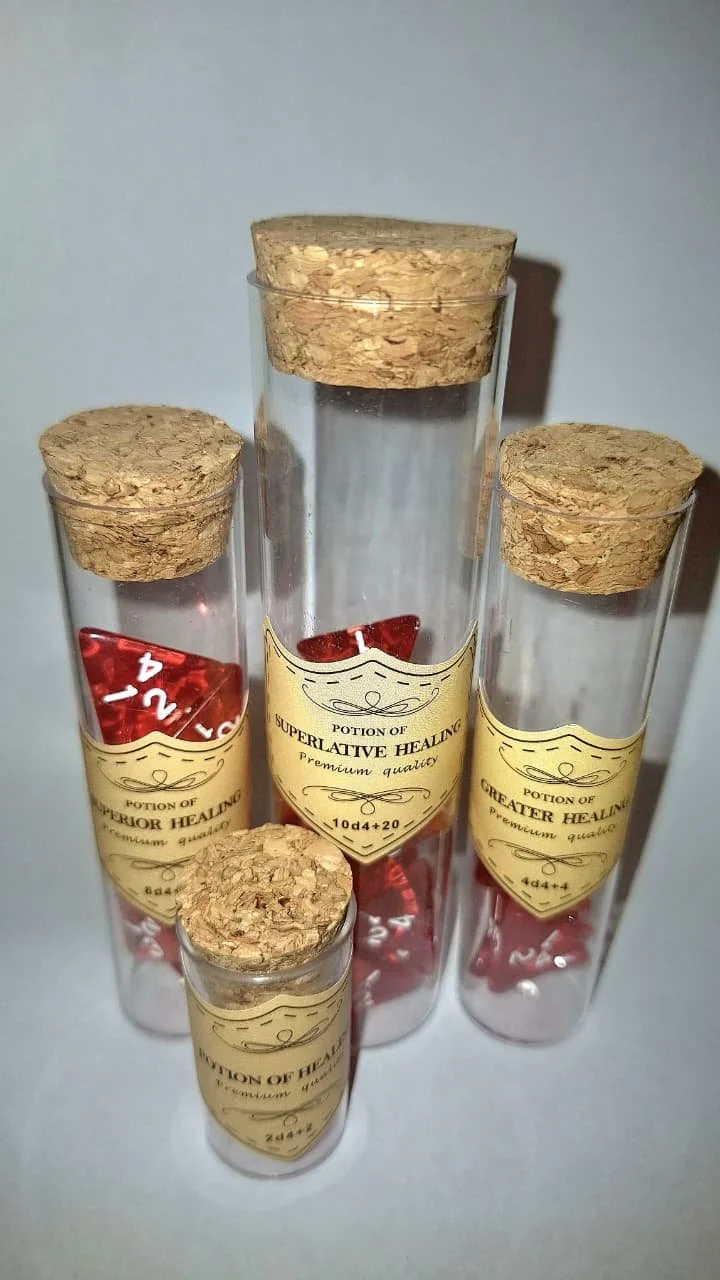  D&D Dice 24*D4 Healing Potion Dice set including, 10d4+20hp  8d4+8 4d4+4 2d4+2  €20