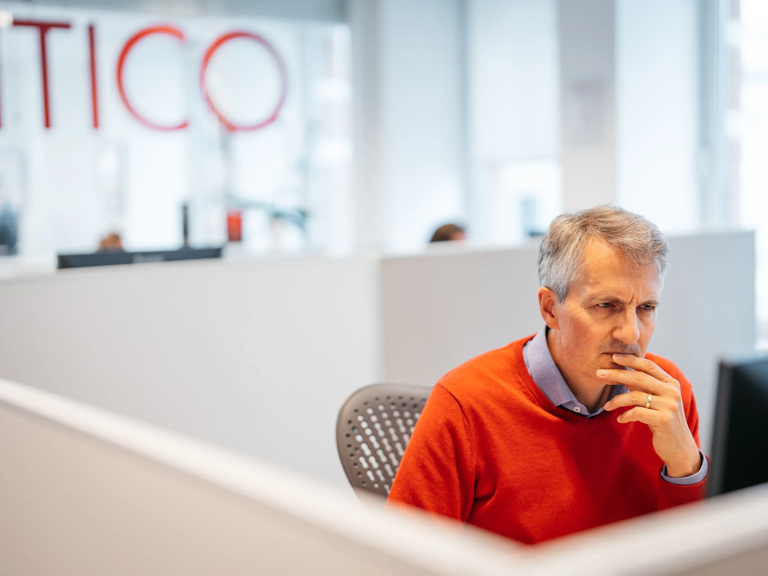 cliff-lucas-corporate-photographer-brussels-belgium-IV107142.jpg