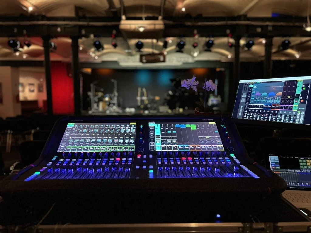 Allen & Heath Avantis Set