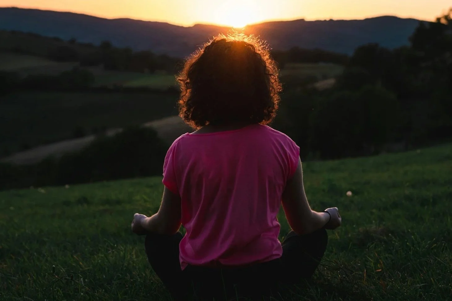 Mindful Mama Chat,                      De-Stressing with the S.T.O.P. Practice 