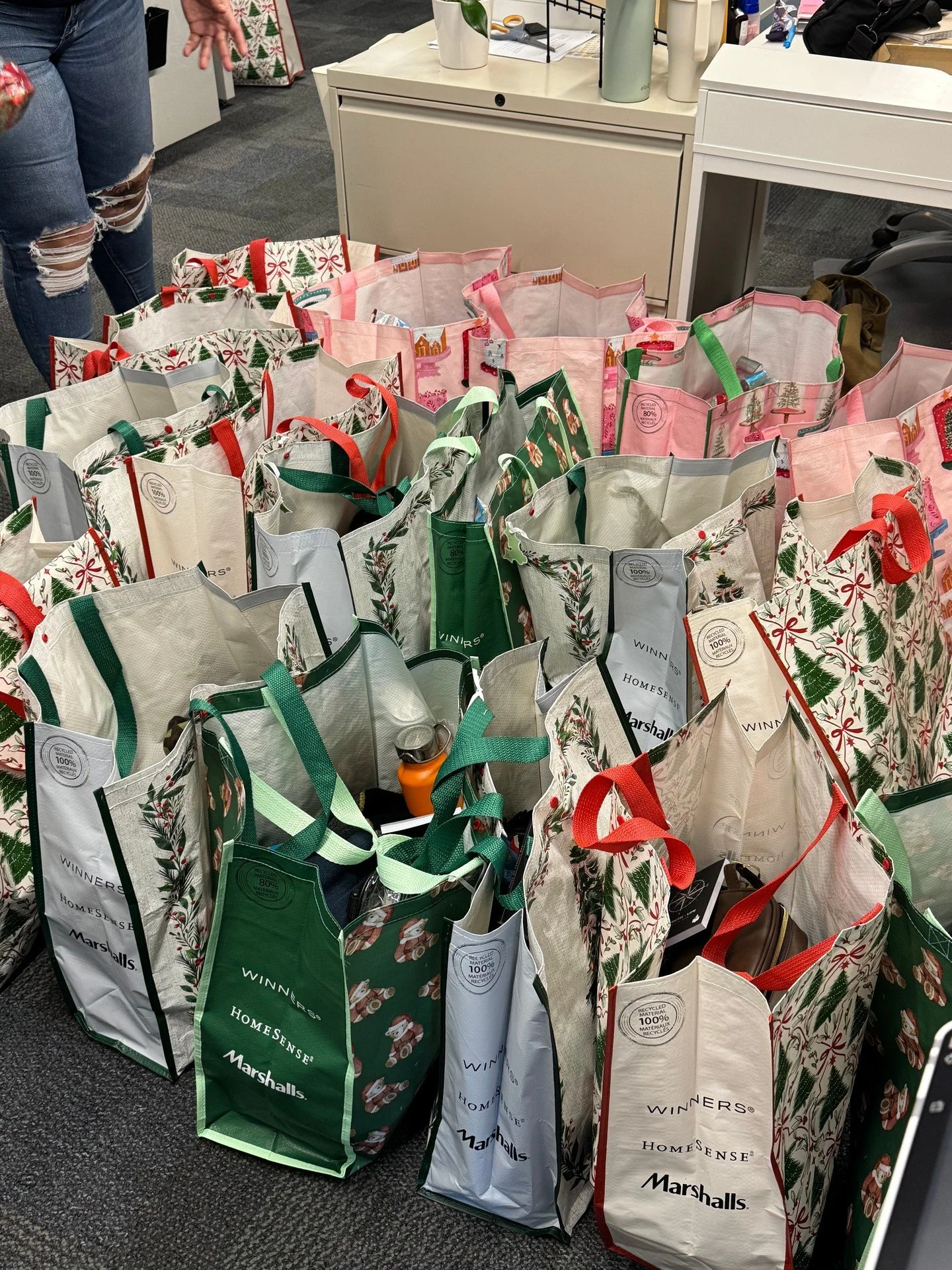 Erica and Sara are getting the stockings ready!!
