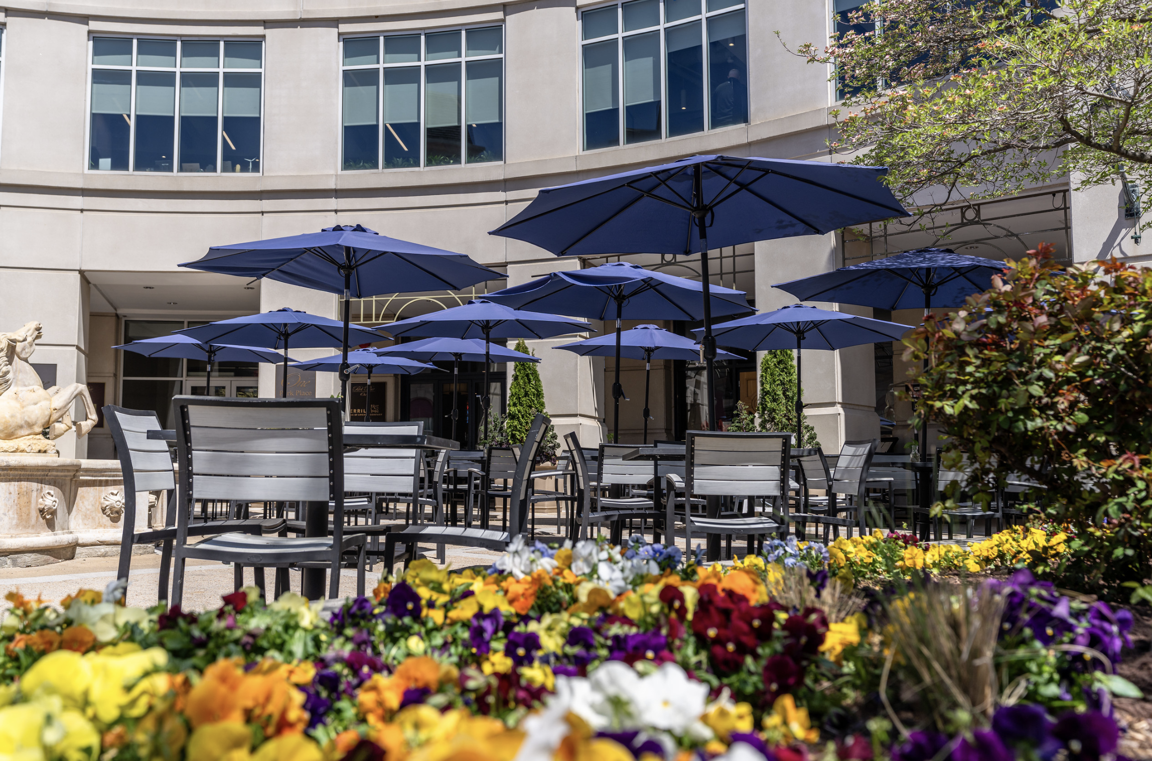 outdoor-patio-seating-annapolis.png