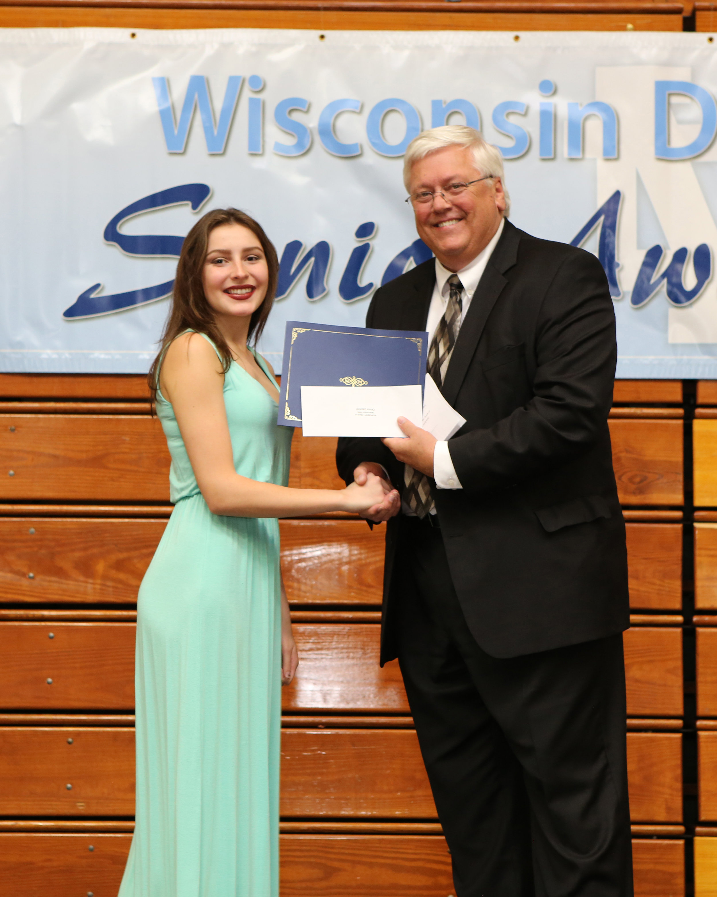 2017_WDHS_Scholarship_Awards_Night20170517_0_B (1).jpg