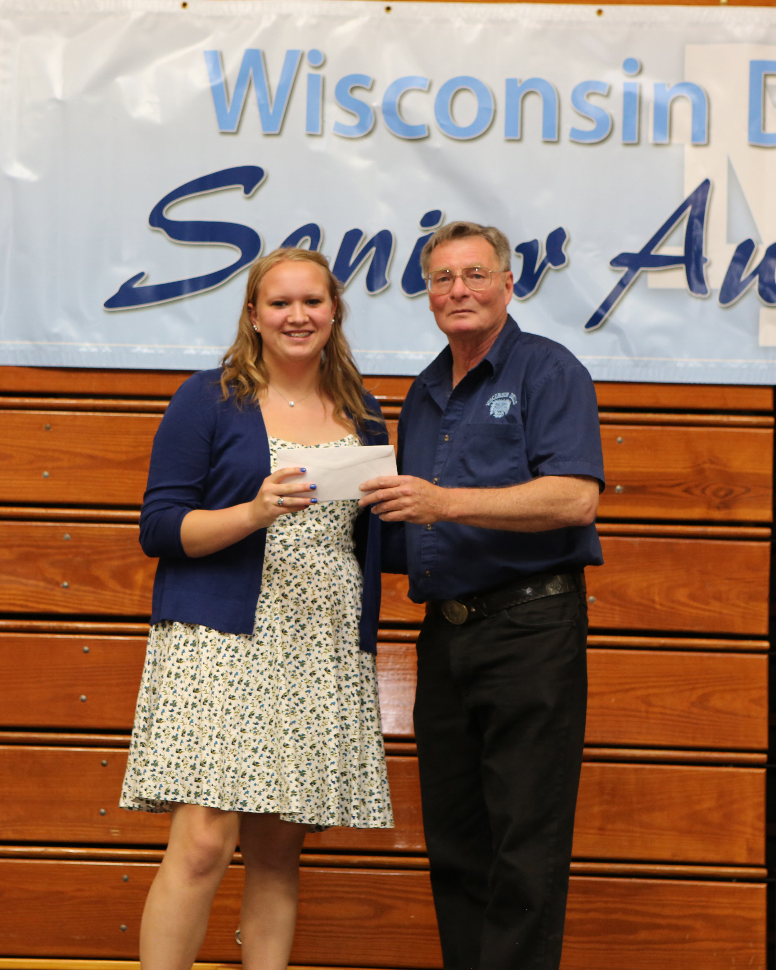 2017_WDHS_Scholarship_Awards_Night20170517_0_B (7).jpg