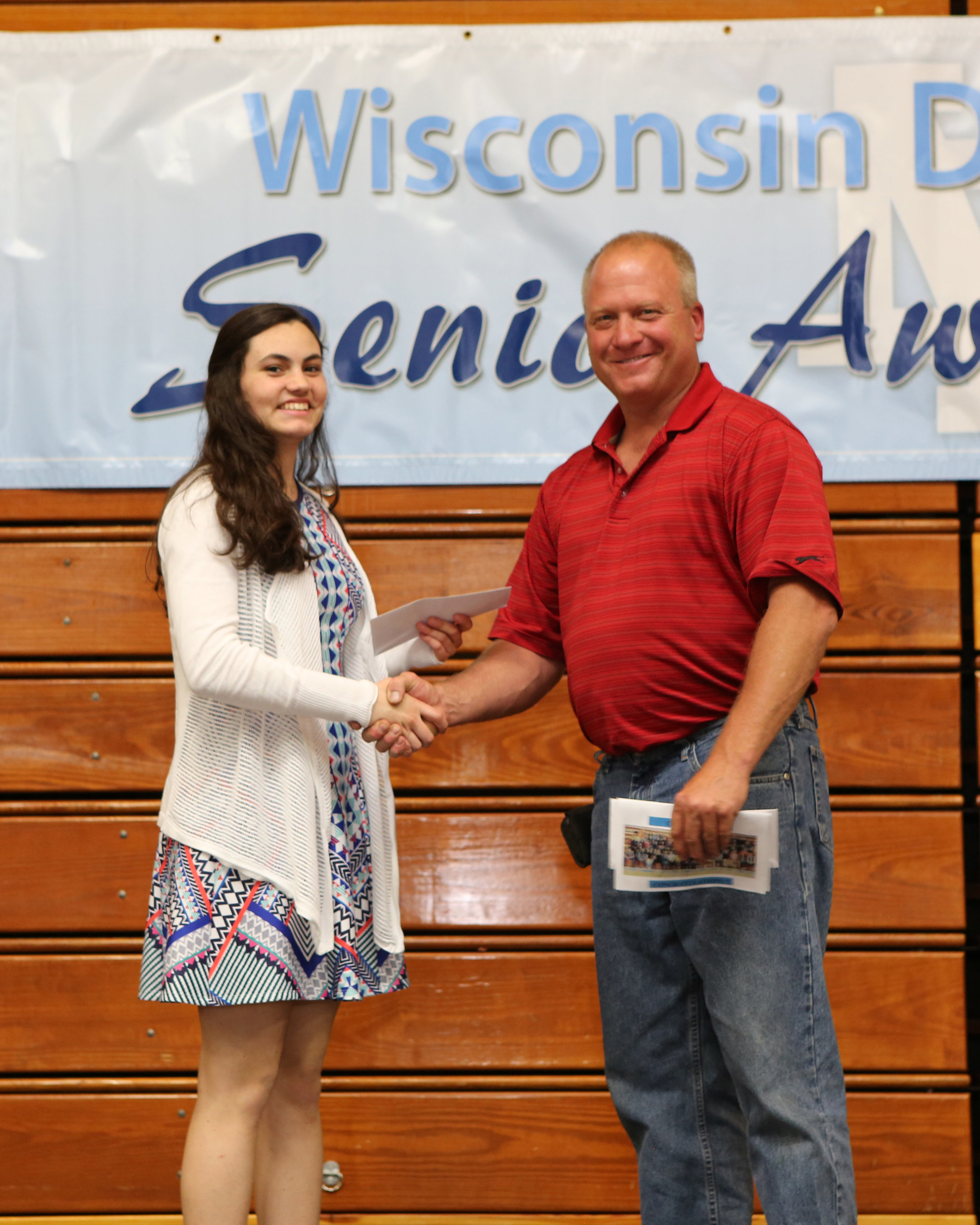 2017_WDHS_Scholarship_Awards_Night20170517_3_B (4).jpg