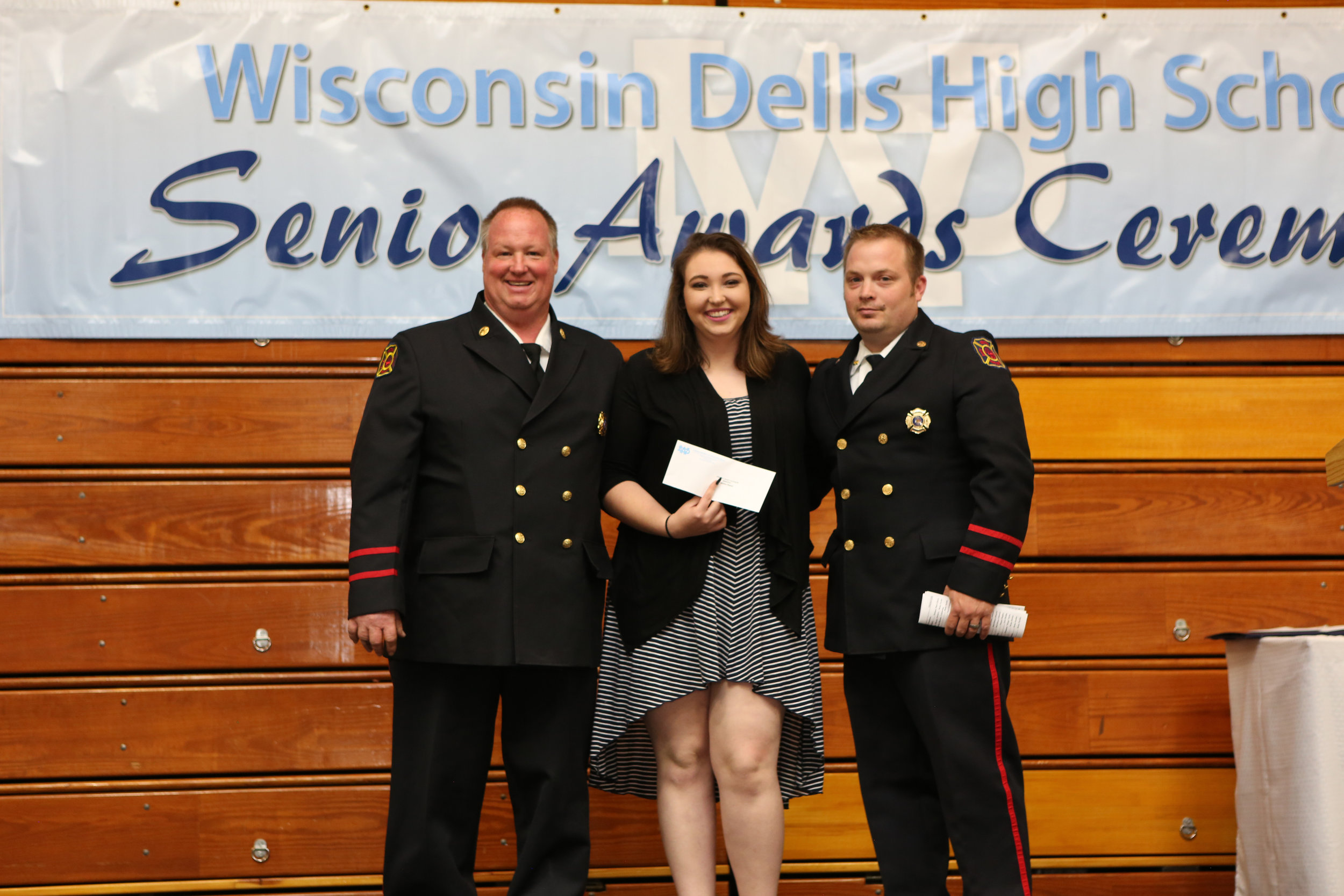 2017_WDHS_Scholarship_Awards_Night20170517_3_B (5).jpg