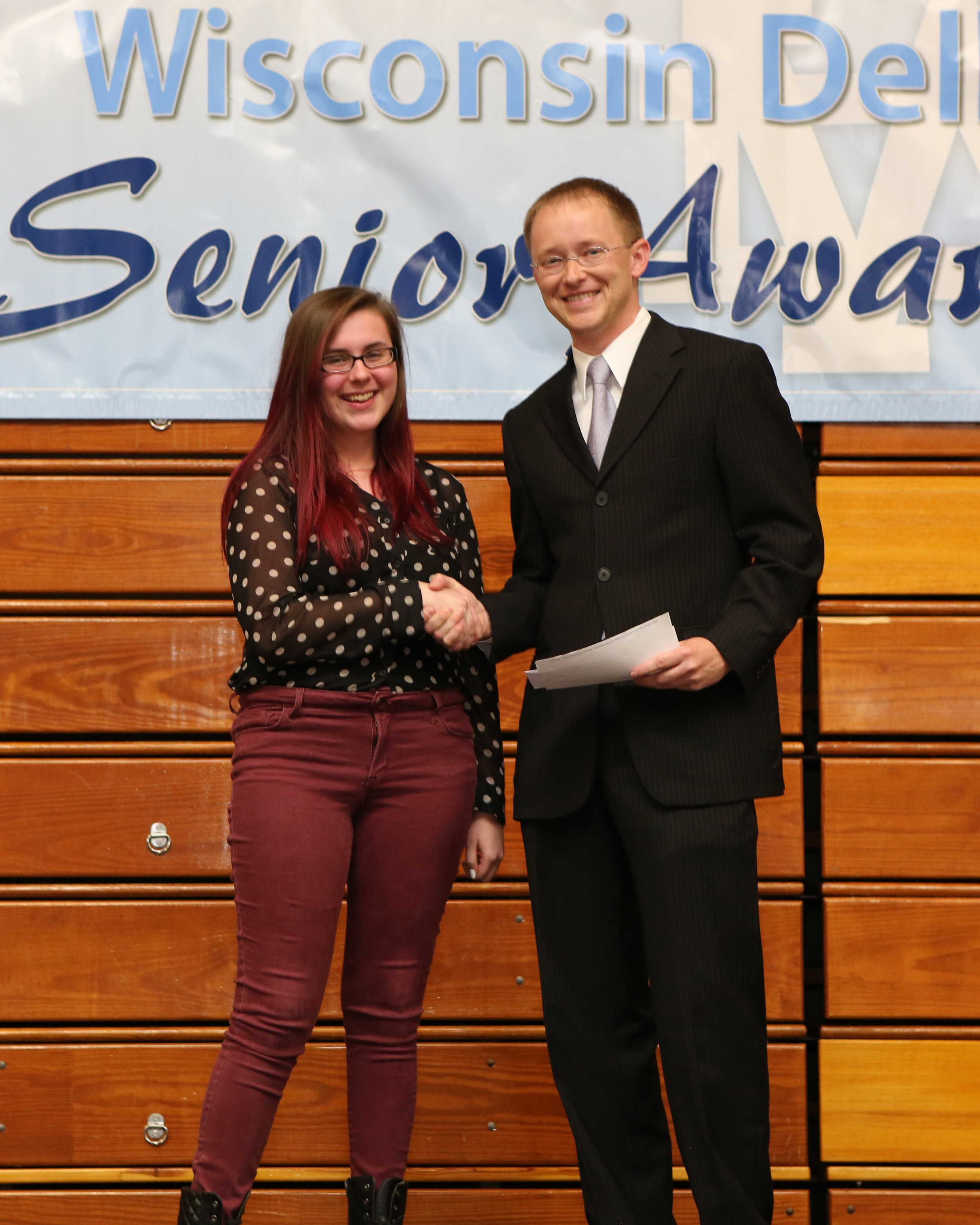 2017_WDHS_Scholarship_Awards_Night20170517_3_B (2).jpg