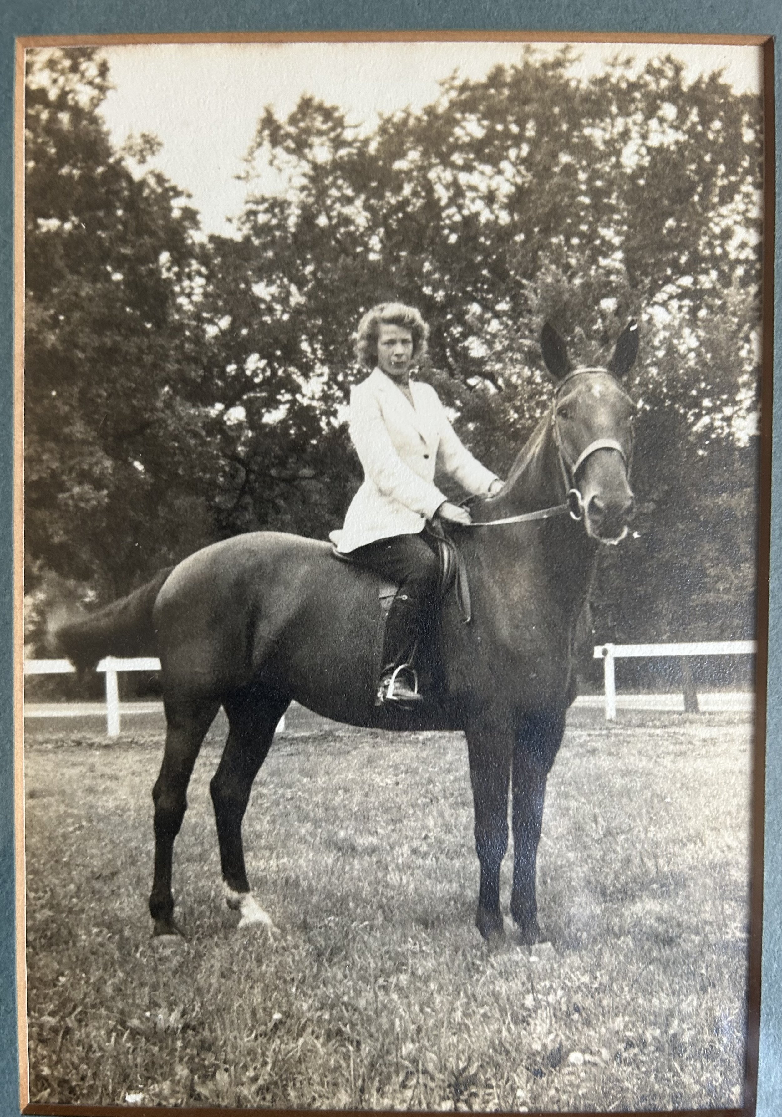 Betty Cadley, Hillary’s grandmother