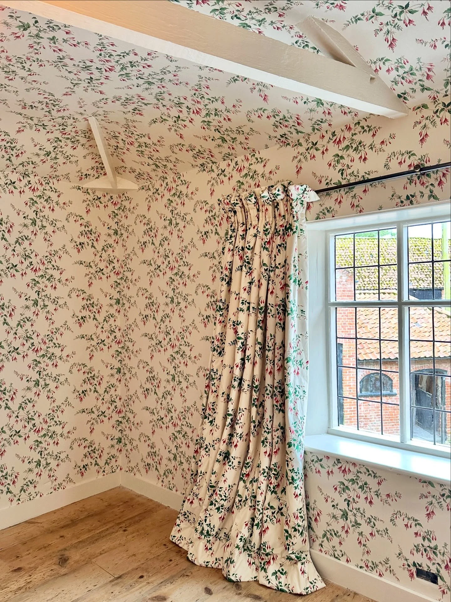 As we ease into cosy season and are all spending more time in our homes, it&rsquo;s the perfect time to start thinking about those new year projects 💭✨

We&rsquo;re now booking ahead well into January, with some beautiful jobs already on the horizon